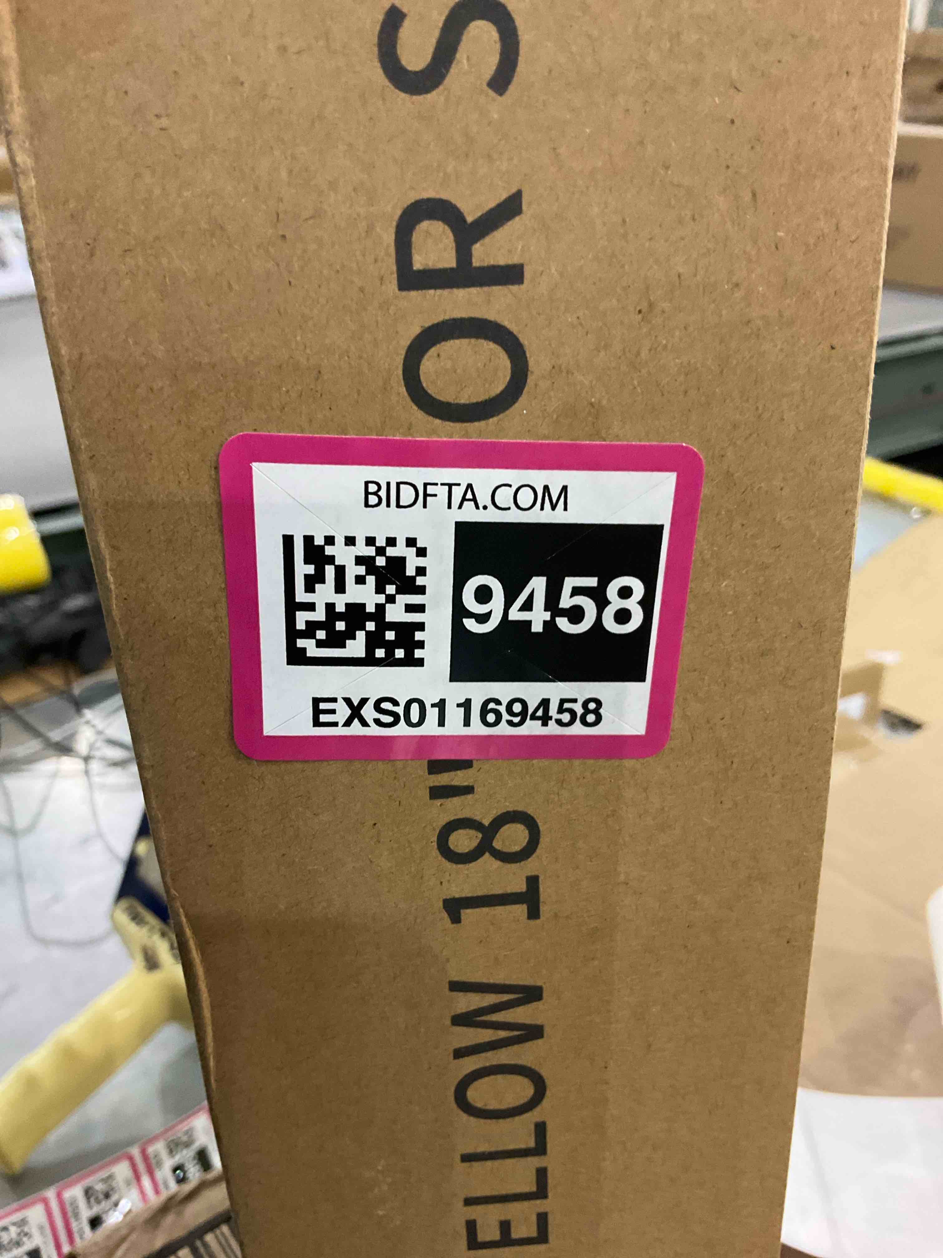 https://s3.amazonaws.com/lotting-images-prod/BargainHunt/EXS01169458_1706552603562.jpeg