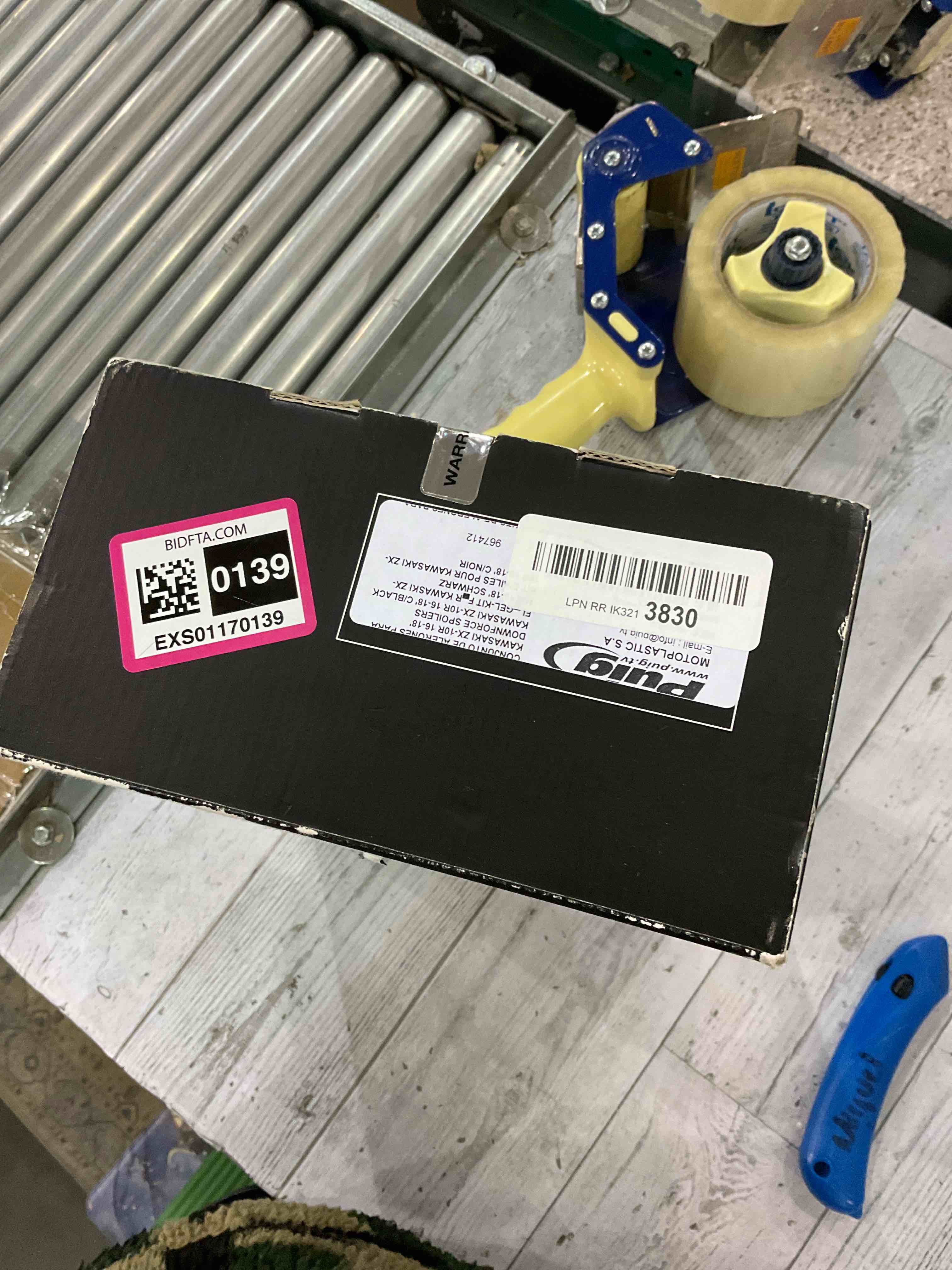 https://s3.amazonaws.com/lotting-images-prod/BargainHunt/EXS01170139_1708691542671.jpeg