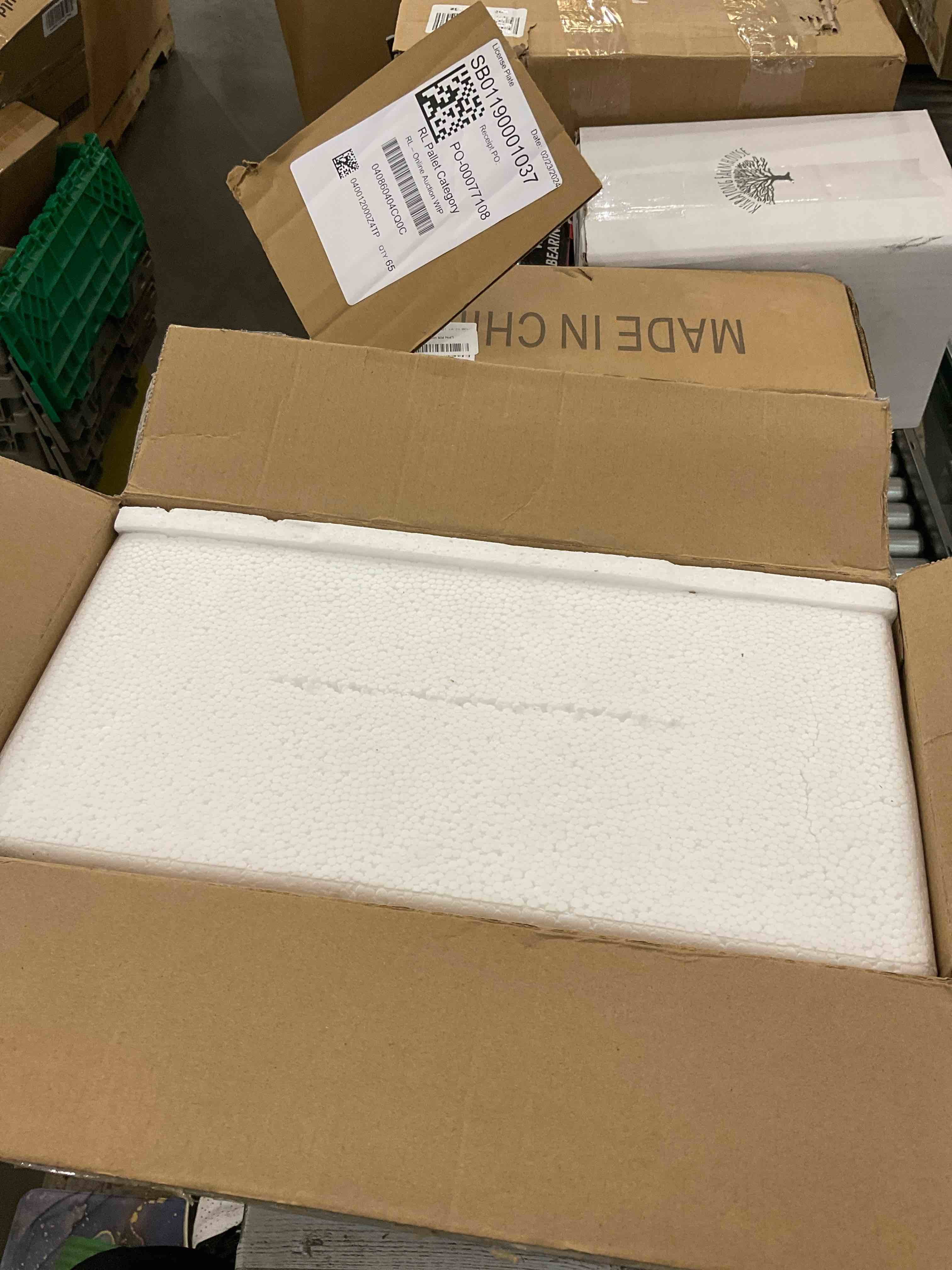 https://s3.amazonaws.com/lotting-images-prod/BargainHunt/EXS01170251_1708711224568.jpeg