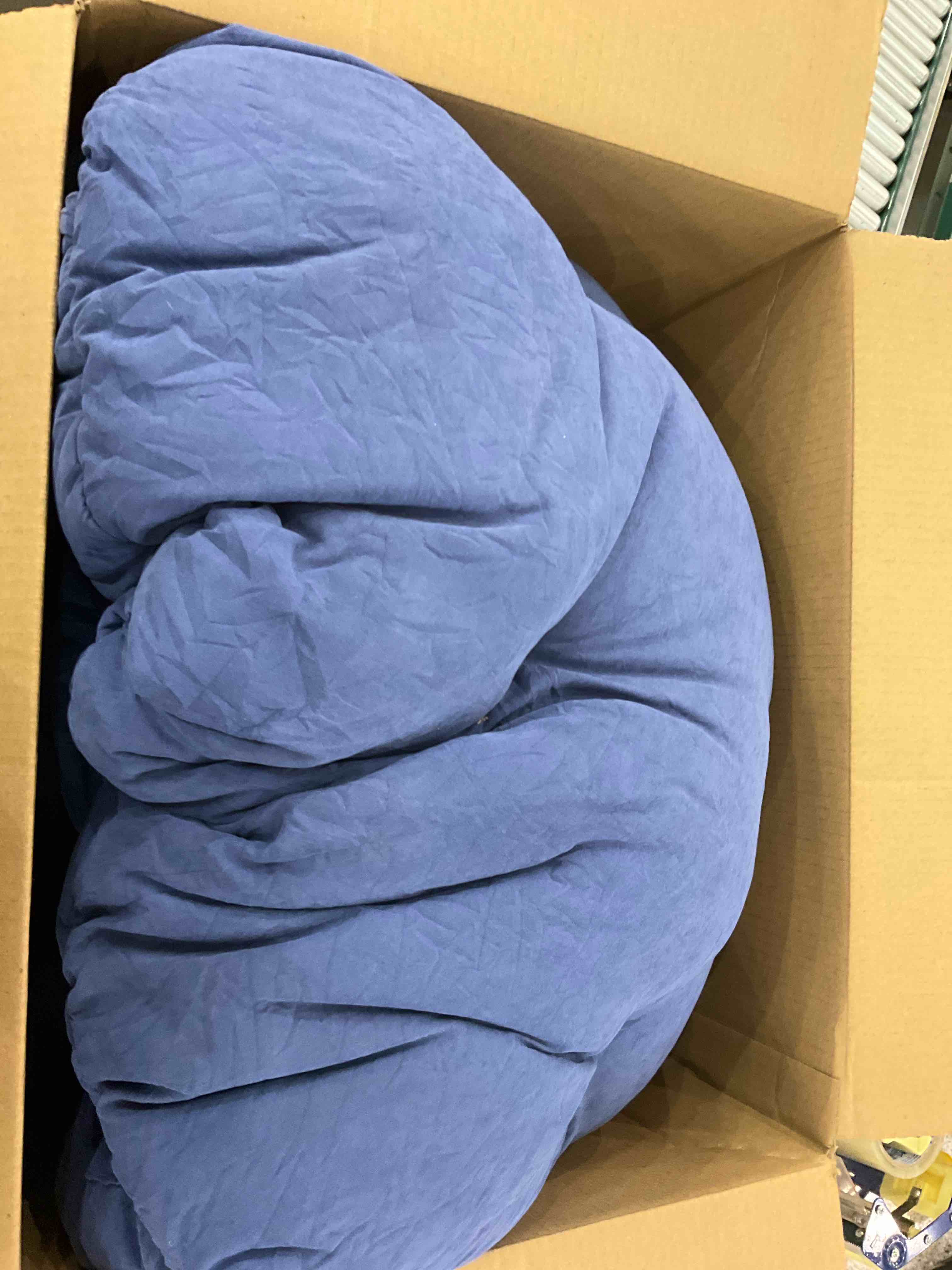 https://s3.amazonaws.com/lotting-images-prod/BargainHunt/EXS01170438_1709063389319.jpeg