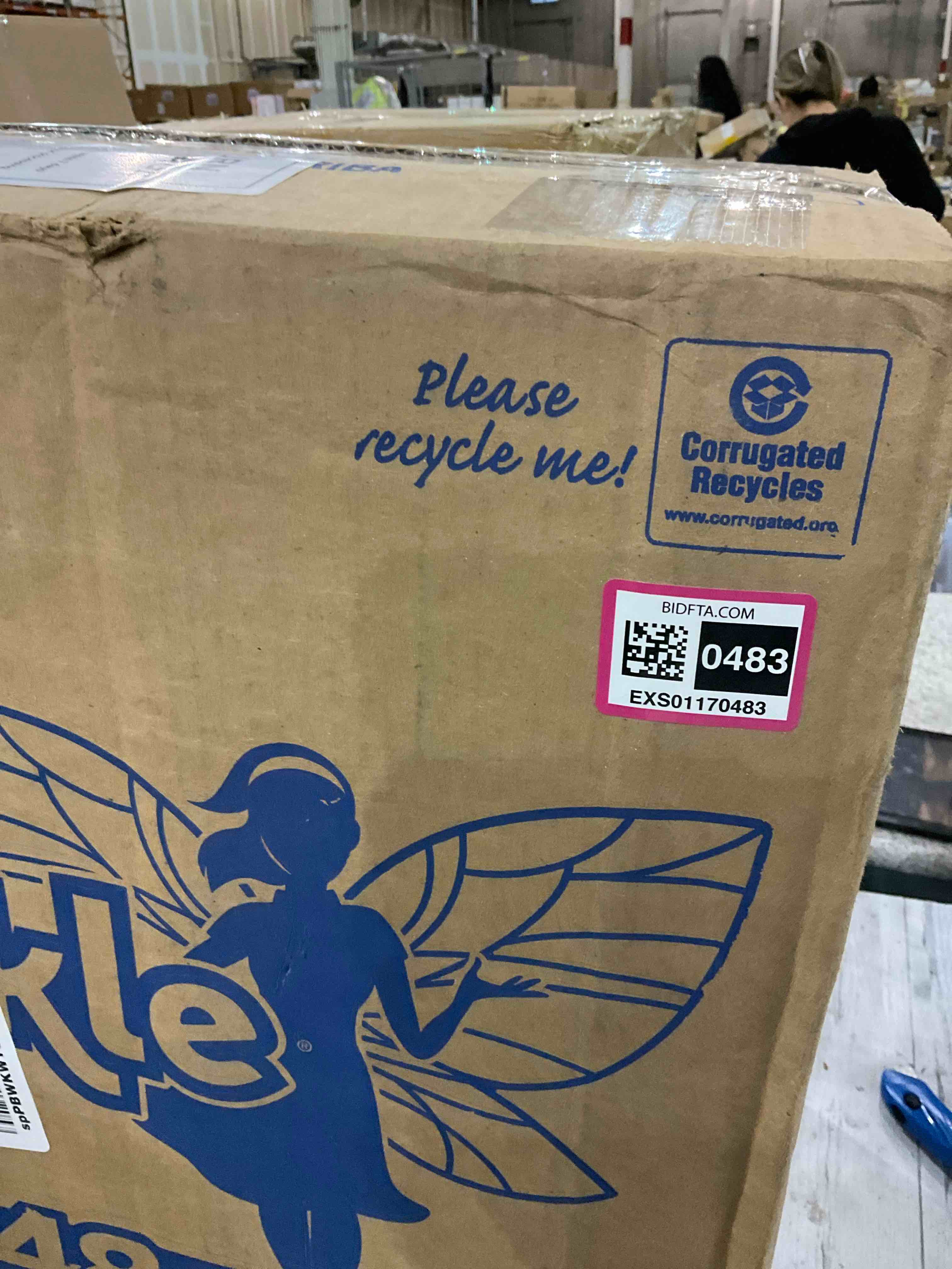 https://s3.amazonaws.com/lotting-images-prod/BargainHunt/EXS01170483_1709210949292.jpeg