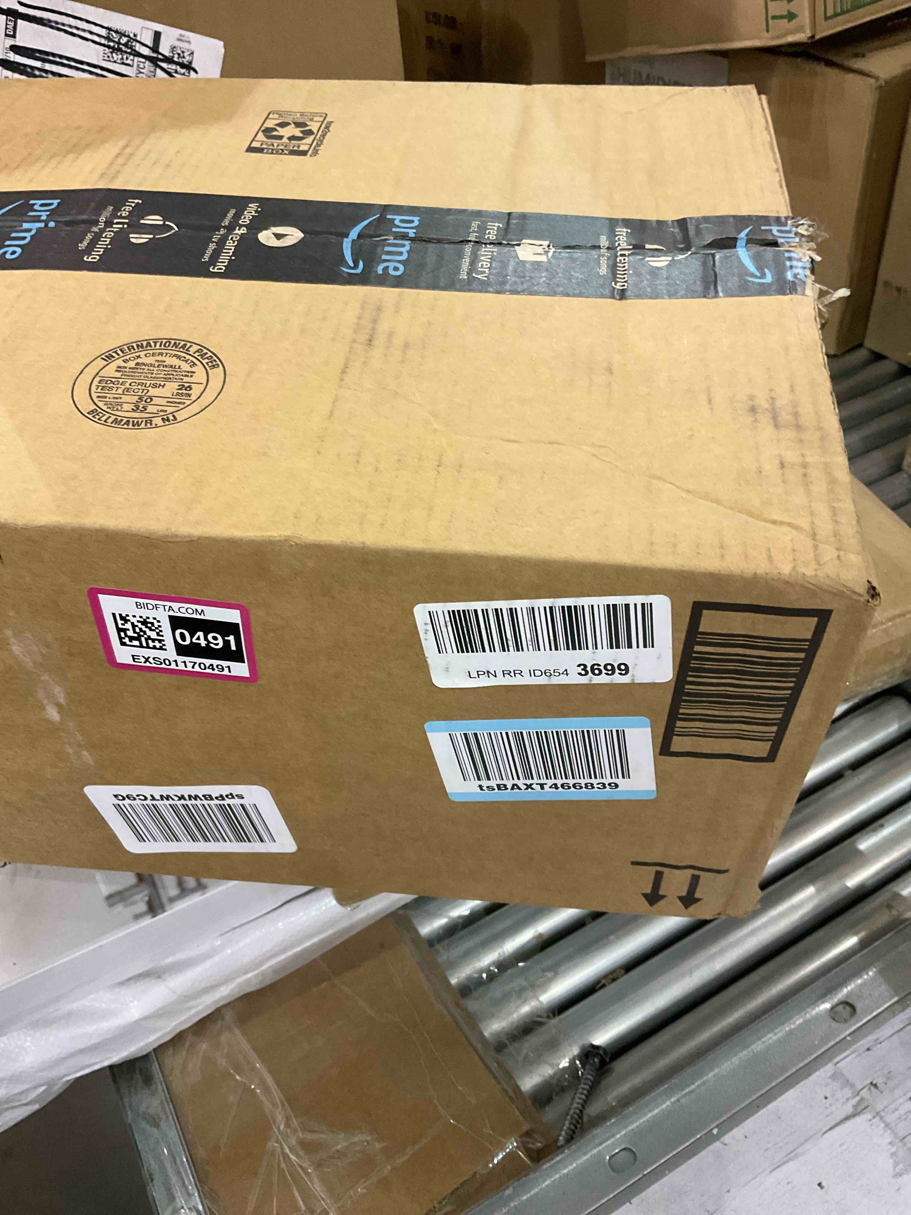 https://s3.amazonaws.com/lotting-images-prod/BargainHunt/EXS01170491_1709212276313.jpeg