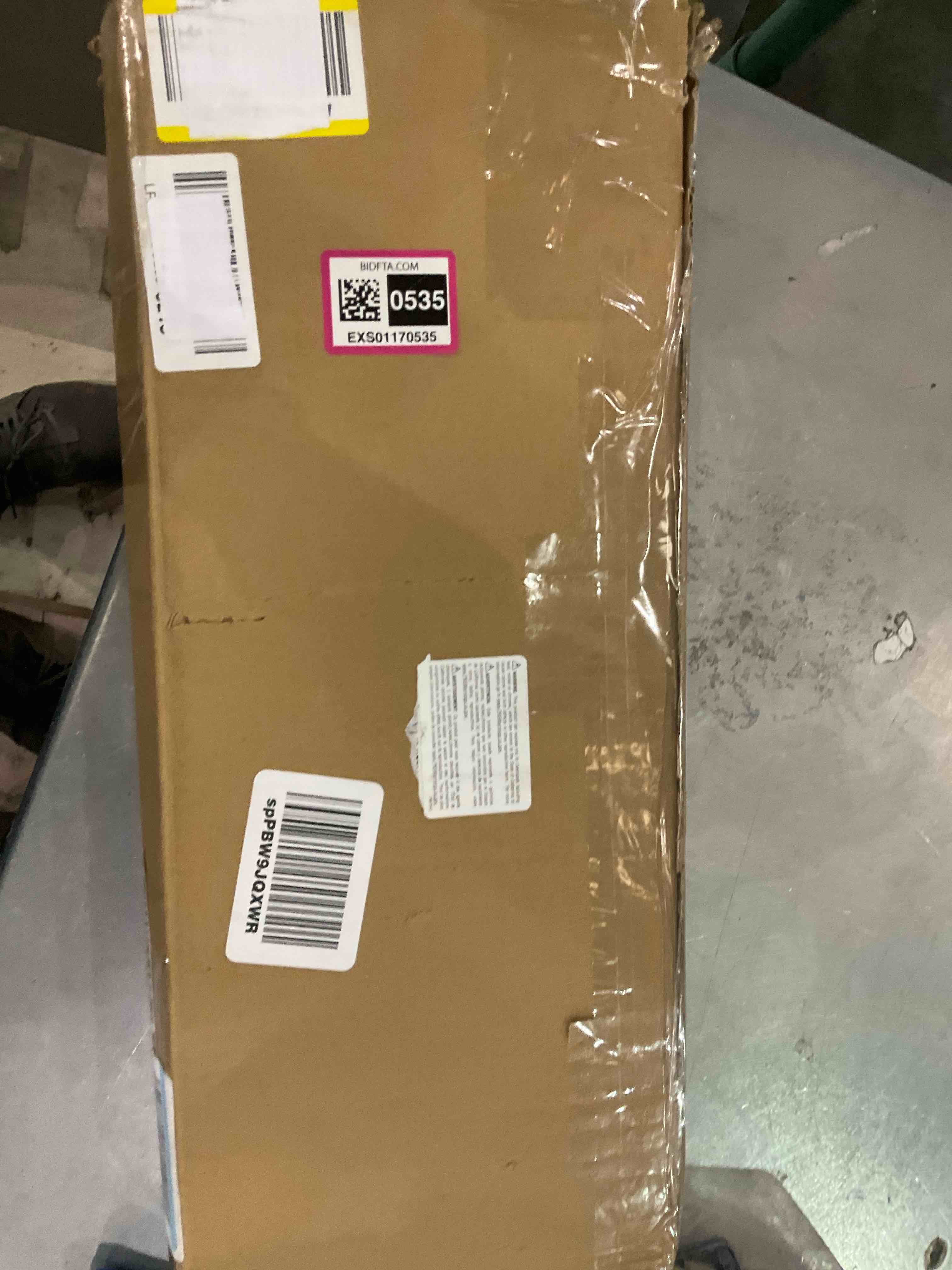 https://s3.amazonaws.com/lotting-images-prod/BargainHunt/EXS01170535_1709818515515.jpeg