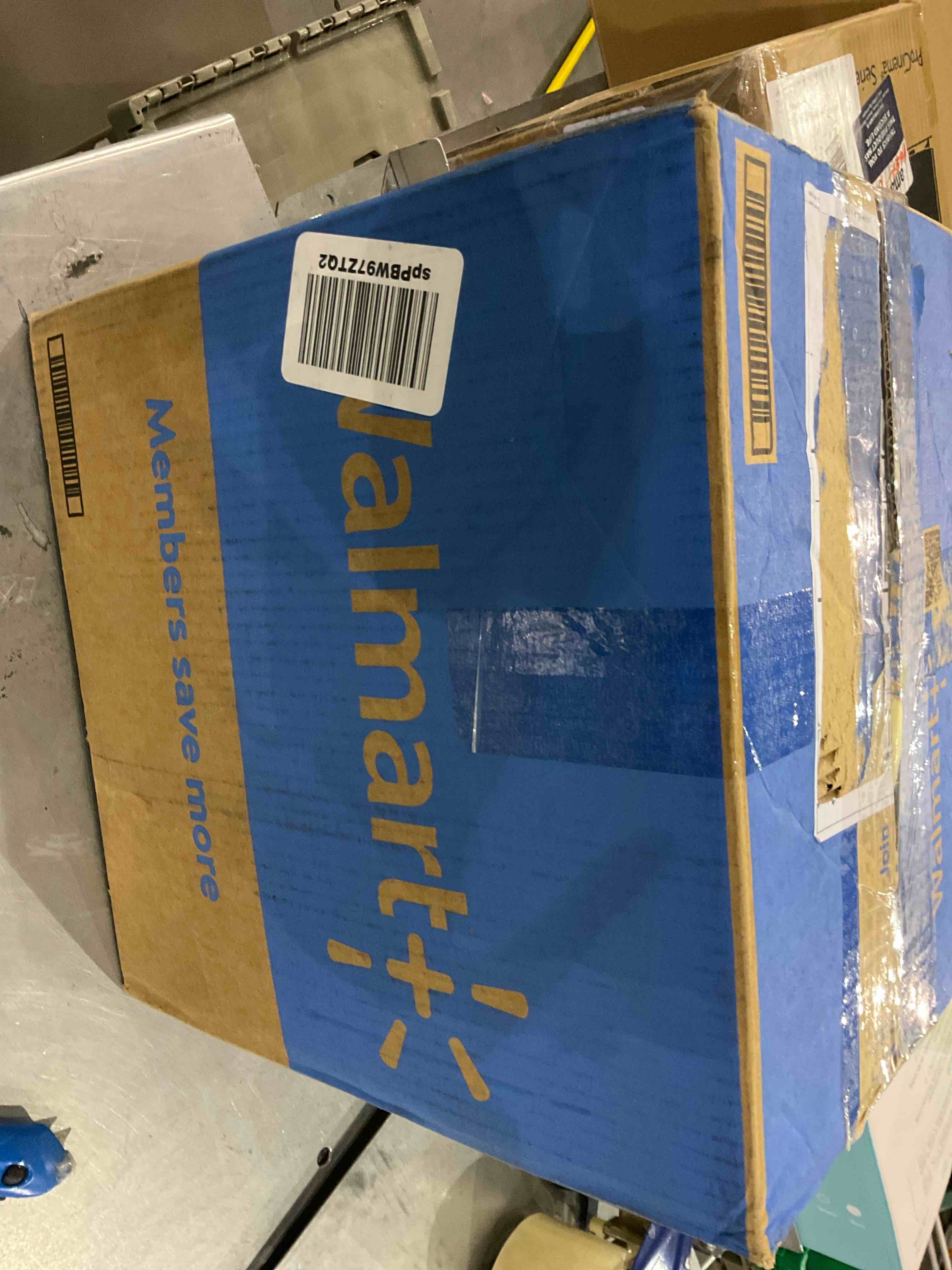 https://s3.amazonaws.com/lotting-images-prod/BargainHunt/EXS01170609_1709904172987.jpeg