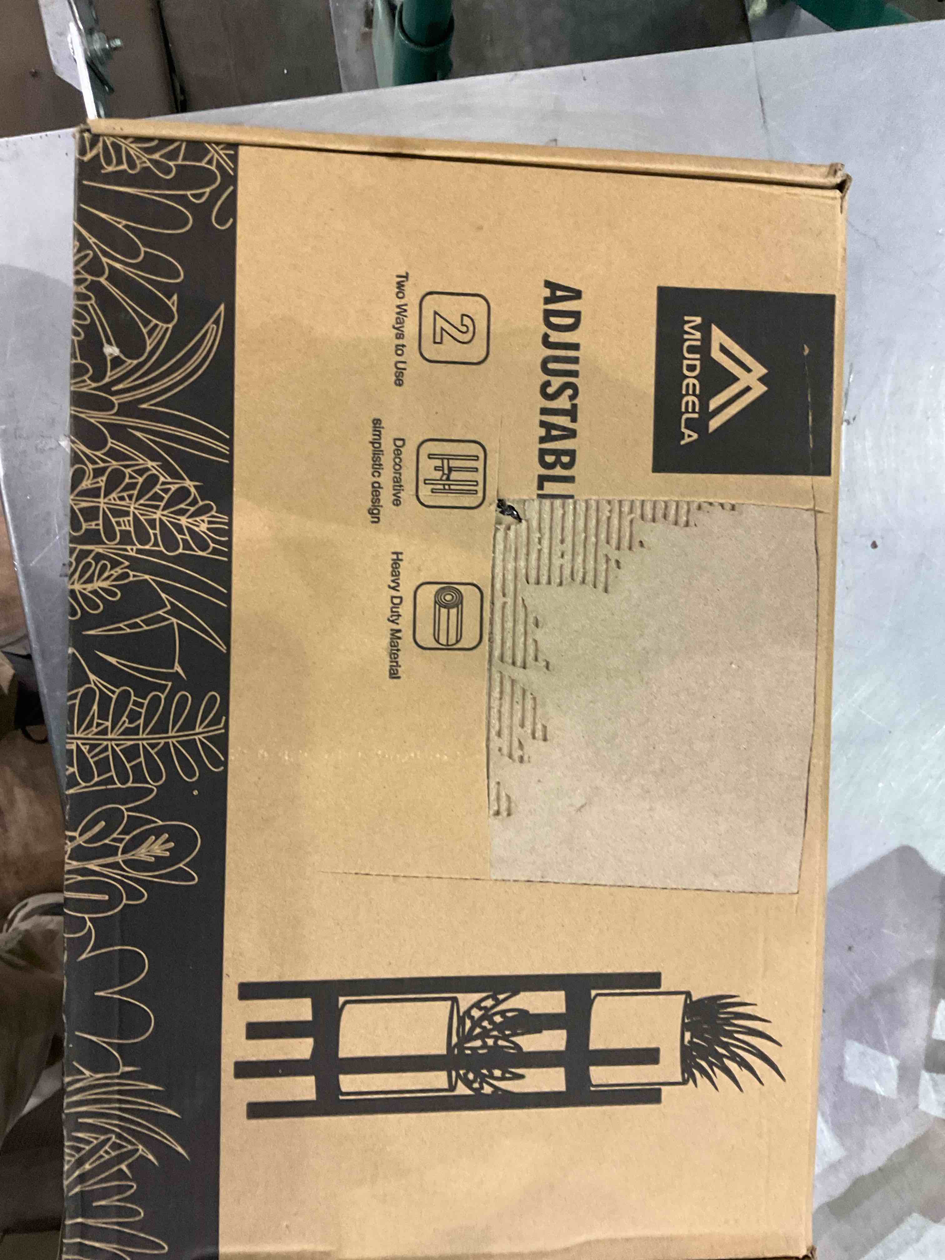 https://s3.amazonaws.com/lotting-images-prod/BargainHunt/EXS01170718_1710155660187.jpeg