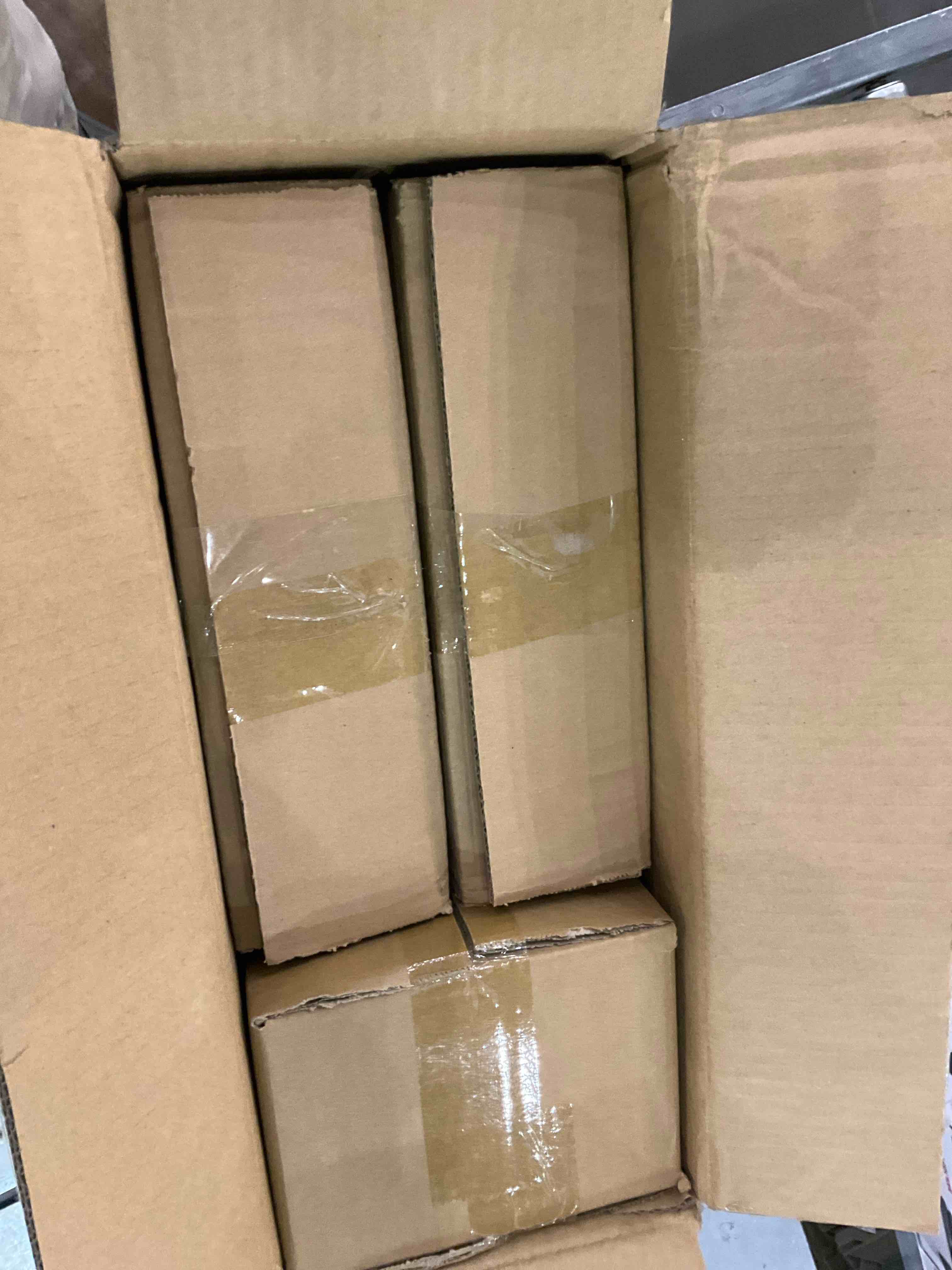 https://s3.amazonaws.com/lotting-images-prod/BargainHunt/EXS01170752_1710160622800.jpeg