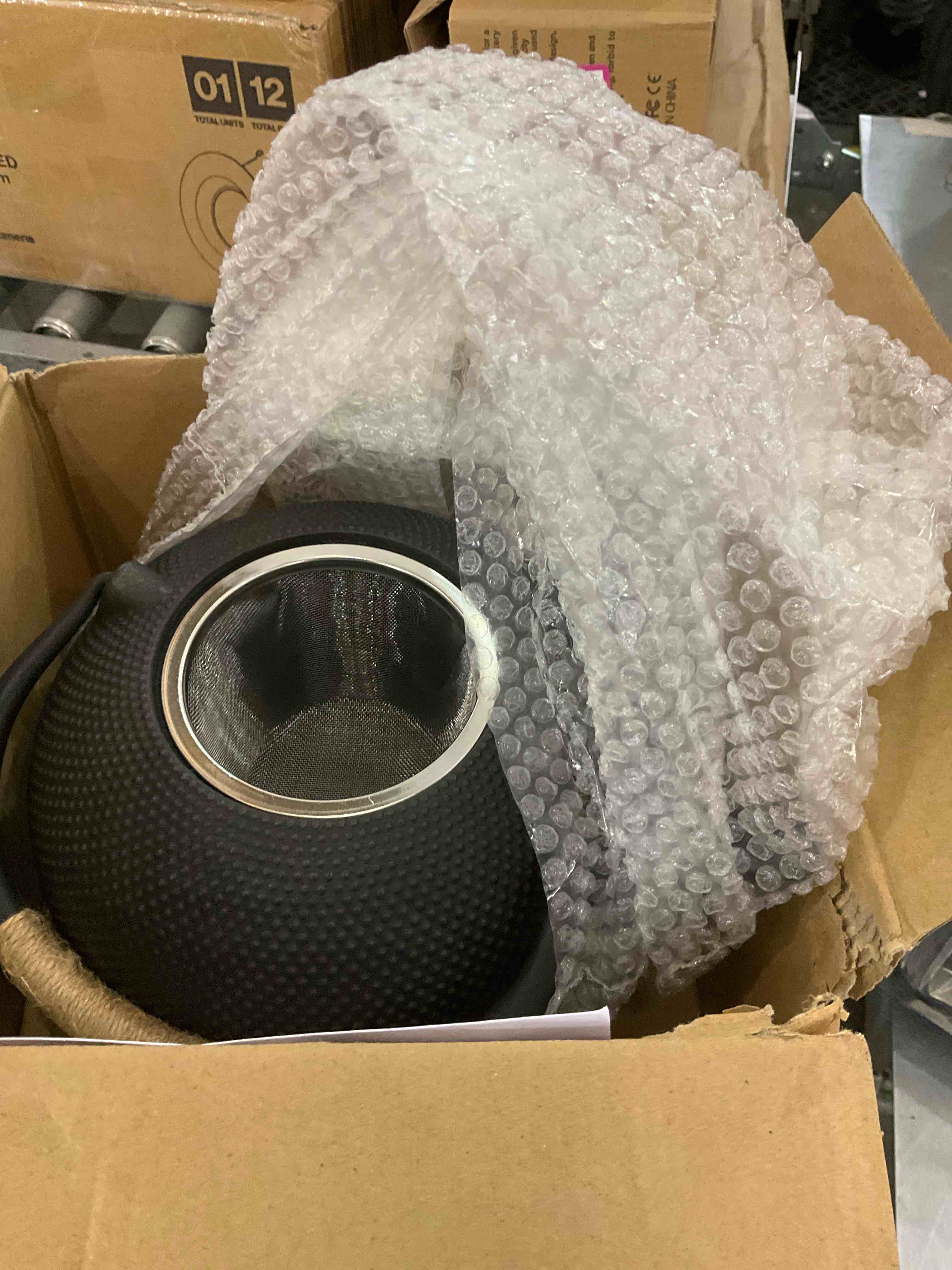 https://s3.amazonaws.com/lotting-images-prod/BargainHunt/EXS01170892_1710252729995.jpeg