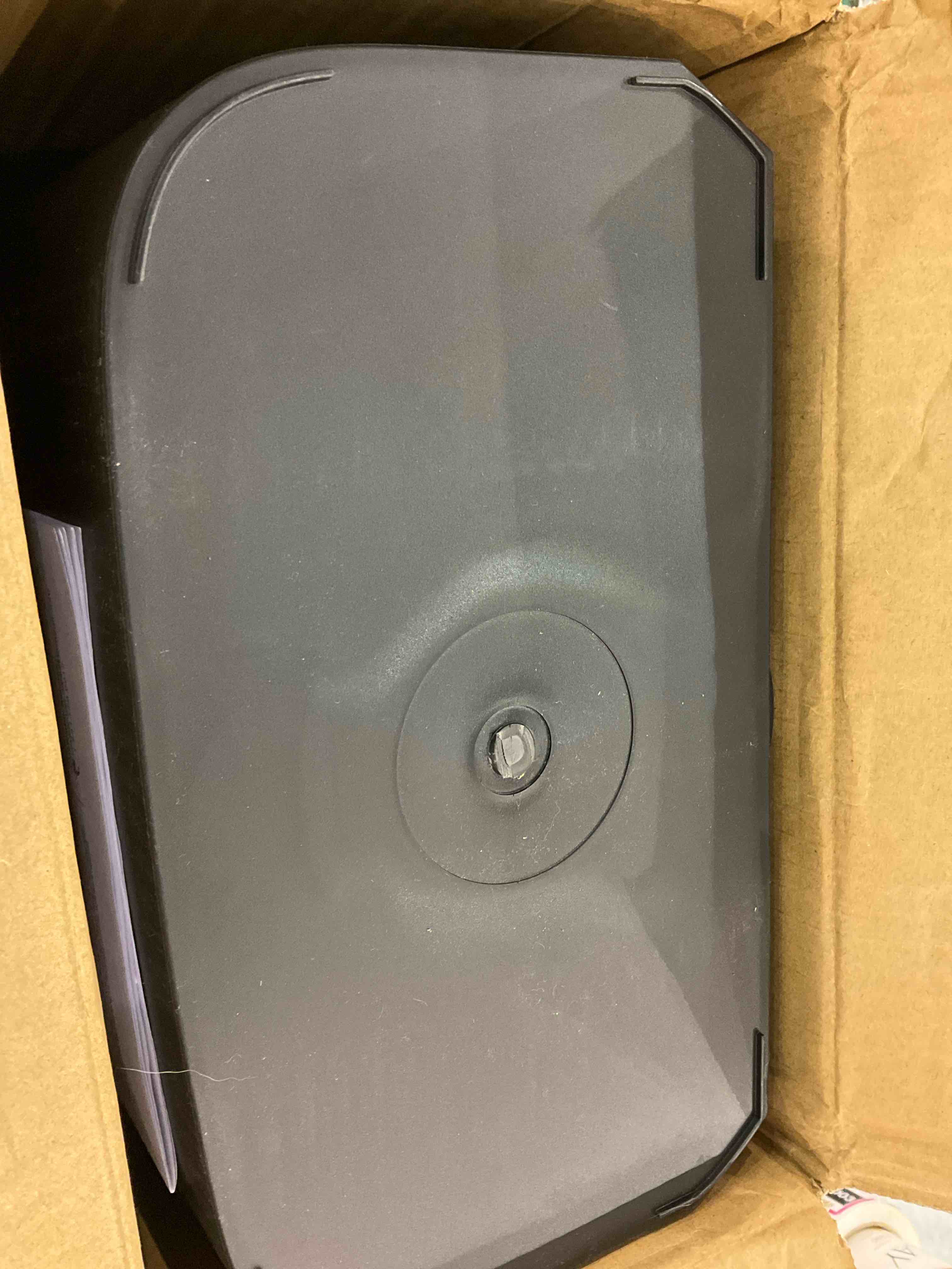 https://s3.amazonaws.com/lotting-images-prod/BargainHunt/EXS01171001_1708630816437.jpeg