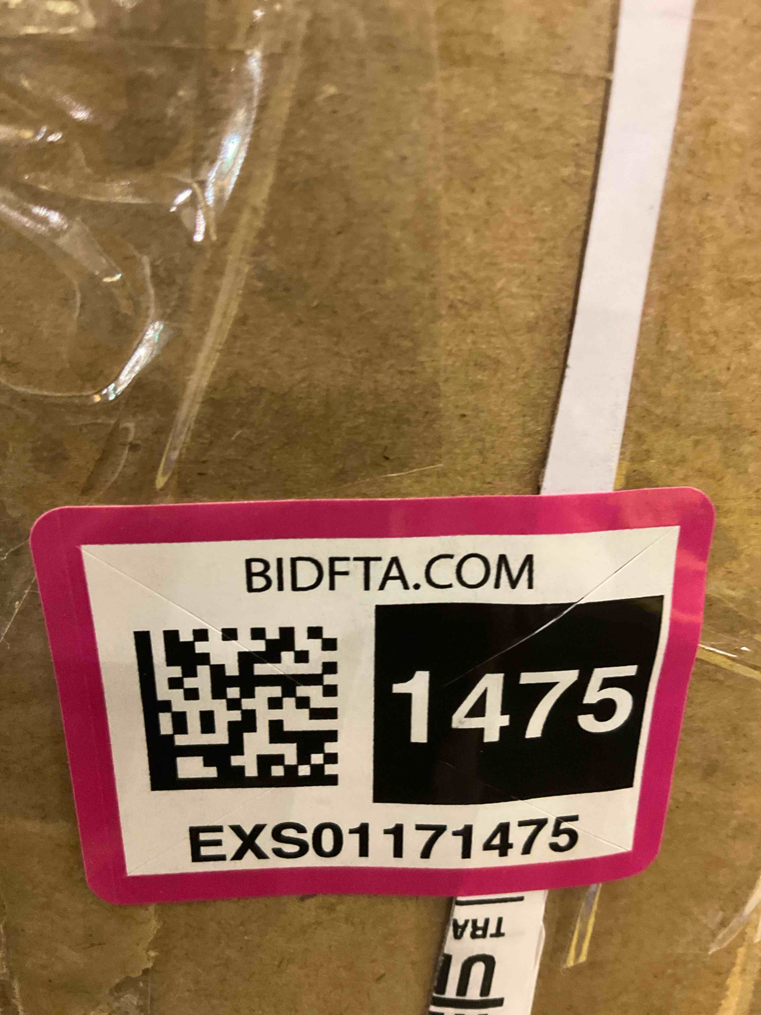 https://s3.amazonaws.com/lotting-images-prod/BargainHunt/EXS01171475_1709577117013.jpeg