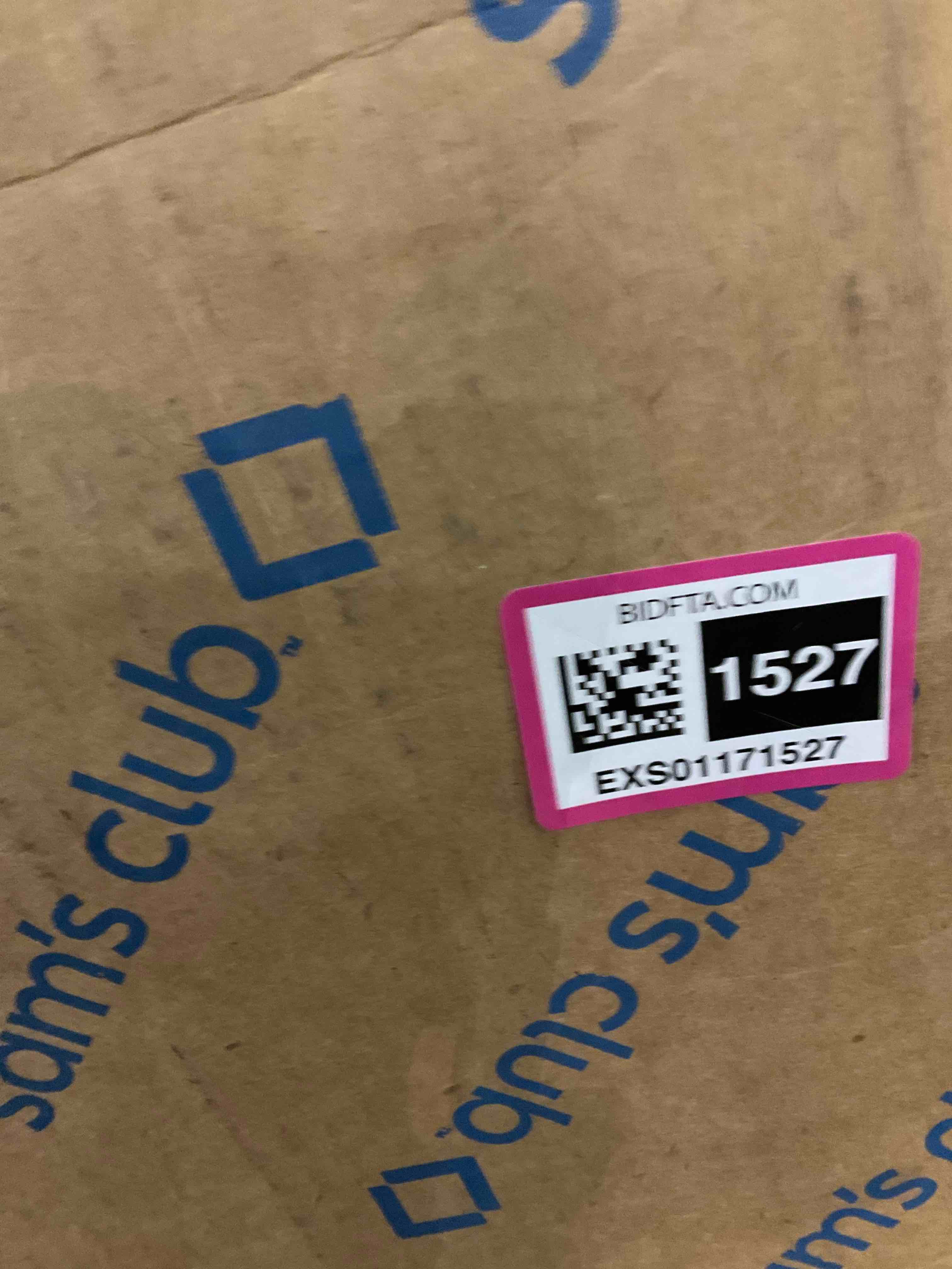https://s3.amazonaws.com/lotting-images-prod/BargainHunt/EXS01171527_1708627810890.jpeg