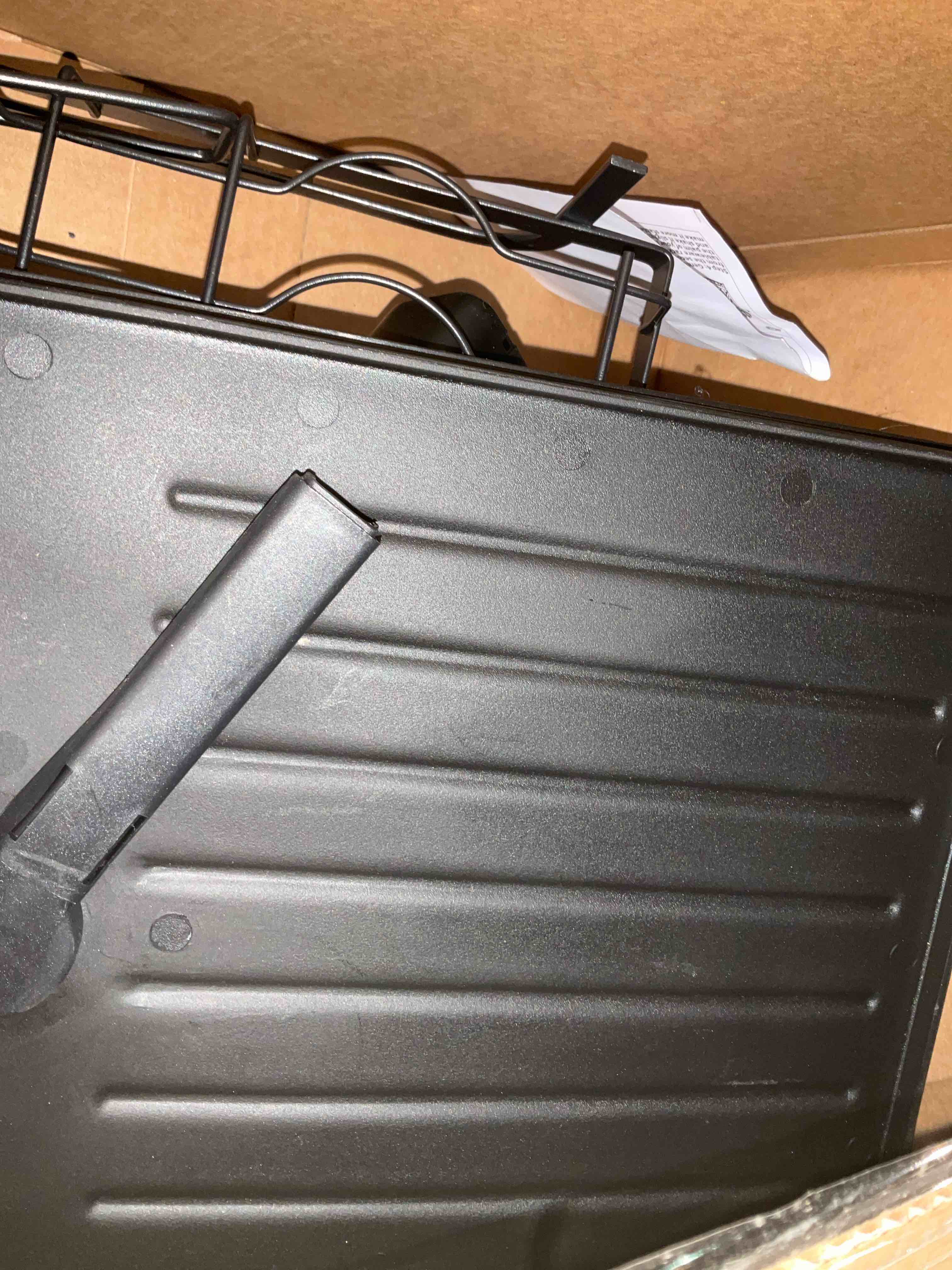 https://s3.amazonaws.com/lotting-images-prod/BargainHunt/EXS01171531_1708615111101.jpeg
