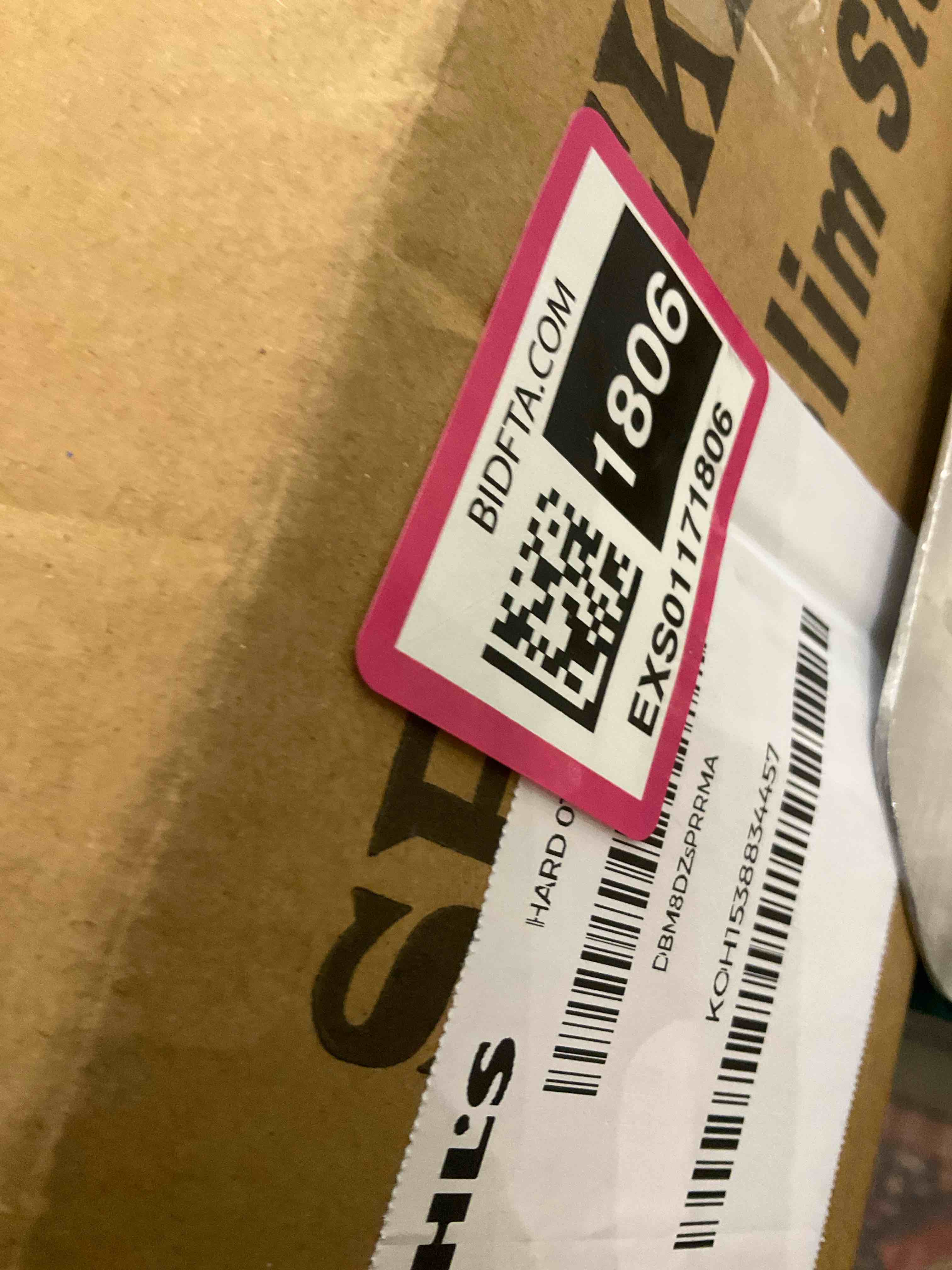 https://s3.amazonaws.com/lotting-images-prod/BargainHunt/EXS01171806_1708712694673.jpeg