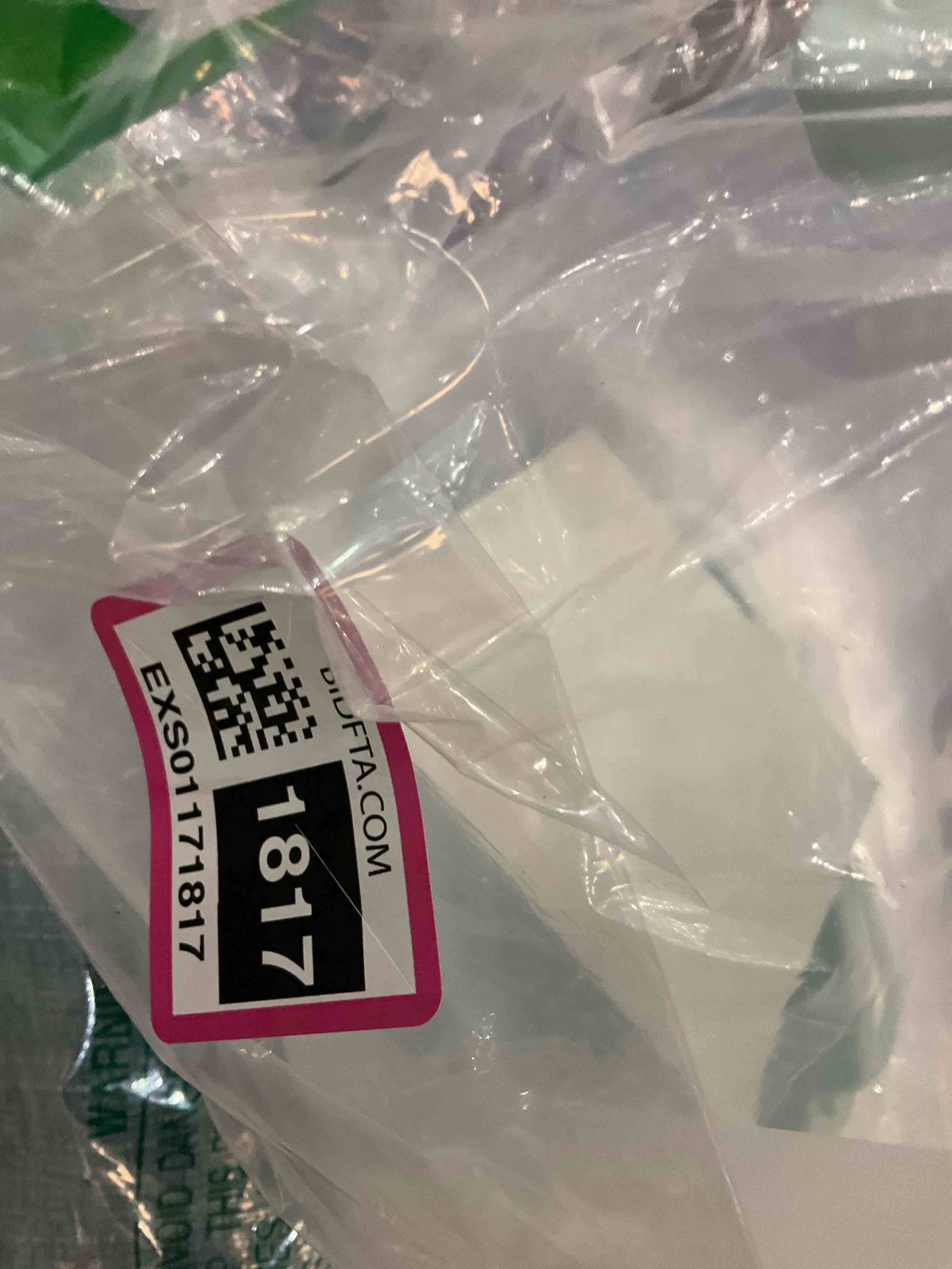 https://s3.amazonaws.com/lotting-images-prod/BargainHunt/EXS01171817_1708713294383.jpeg