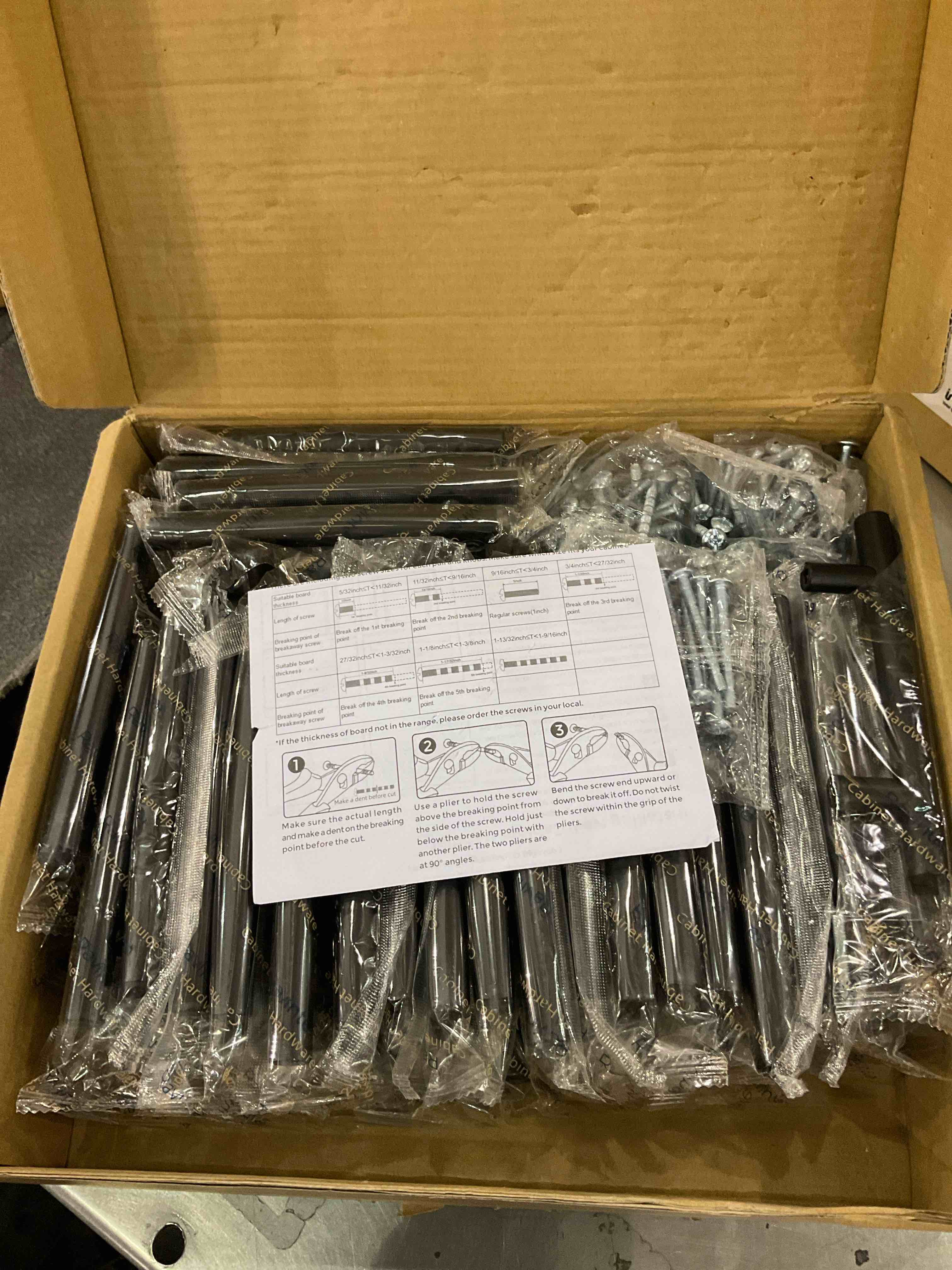 https://s3.amazonaws.com/lotting-images-prod/BargainHunt/EXS01172125_1709041206636.jpeg