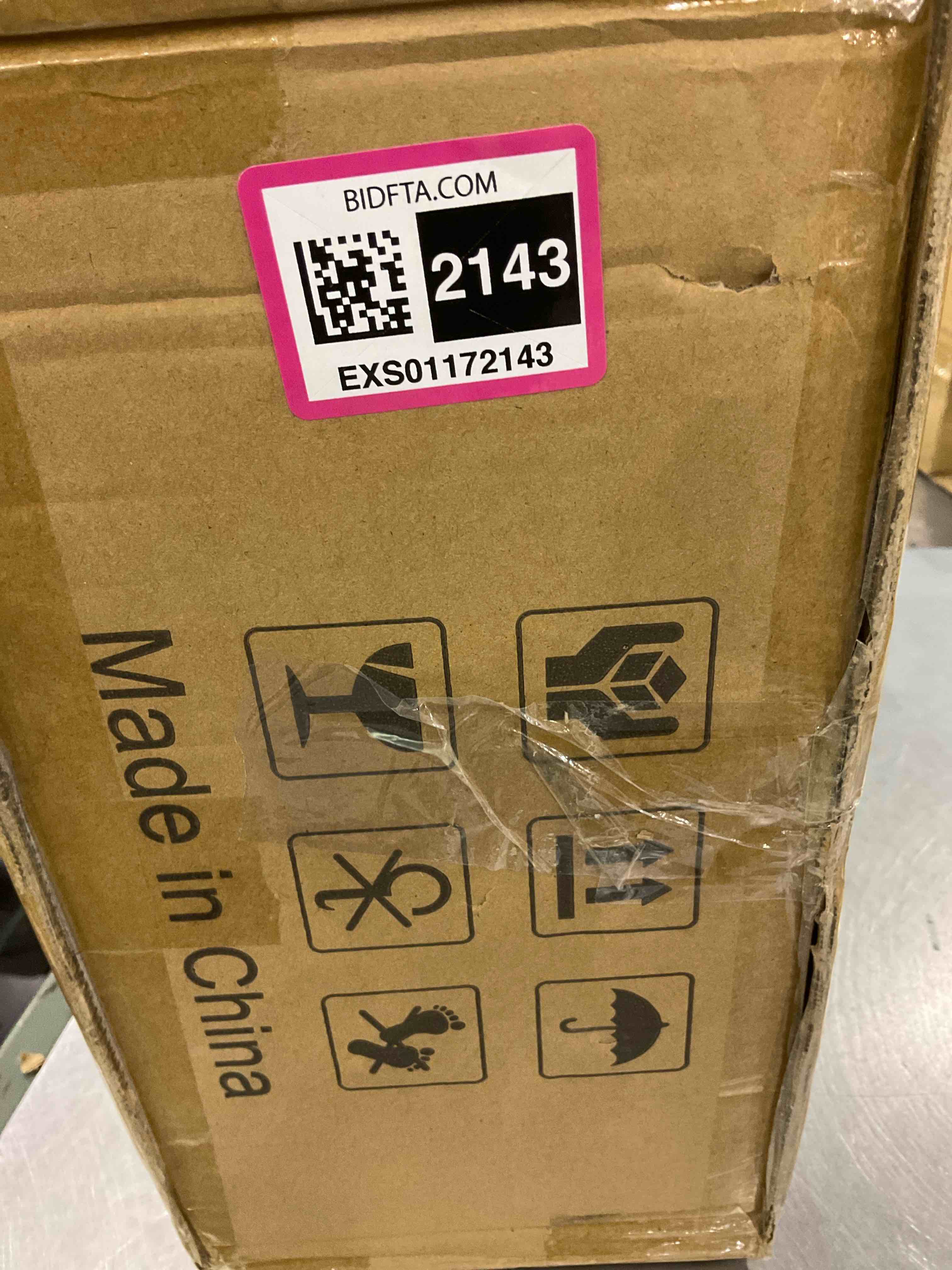 https://s3.amazonaws.com/lotting-images-prod/BargainHunt/EXS01172143_1709049704098.jpeg