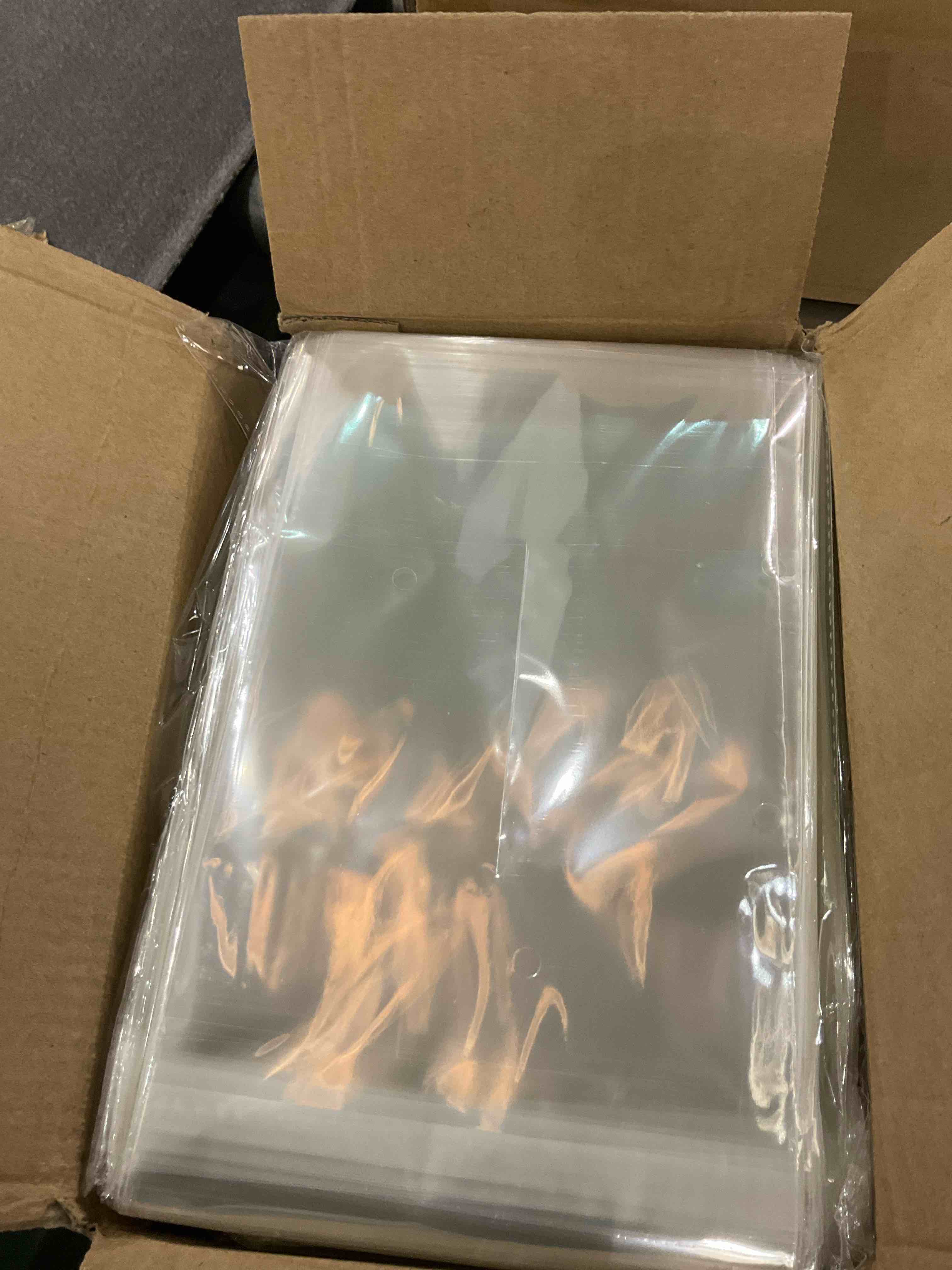 https://s3.amazonaws.com/lotting-images-prod/BargainHunt/EXS01172181_1709059506895.jpeg