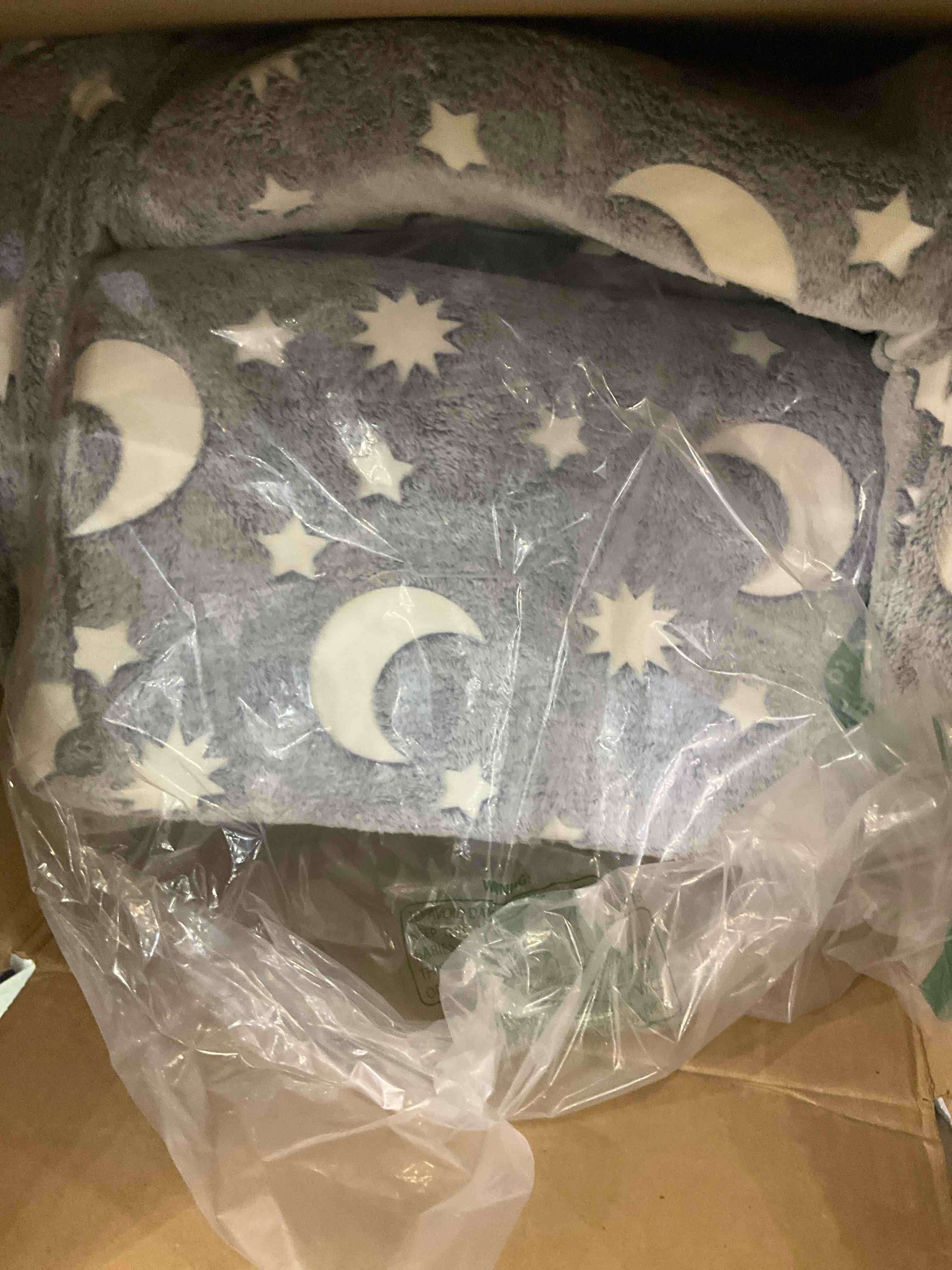 https://s3.amazonaws.com/lotting-images-prod/BargainHunt/EXS01172195_1709063368333.jpeg