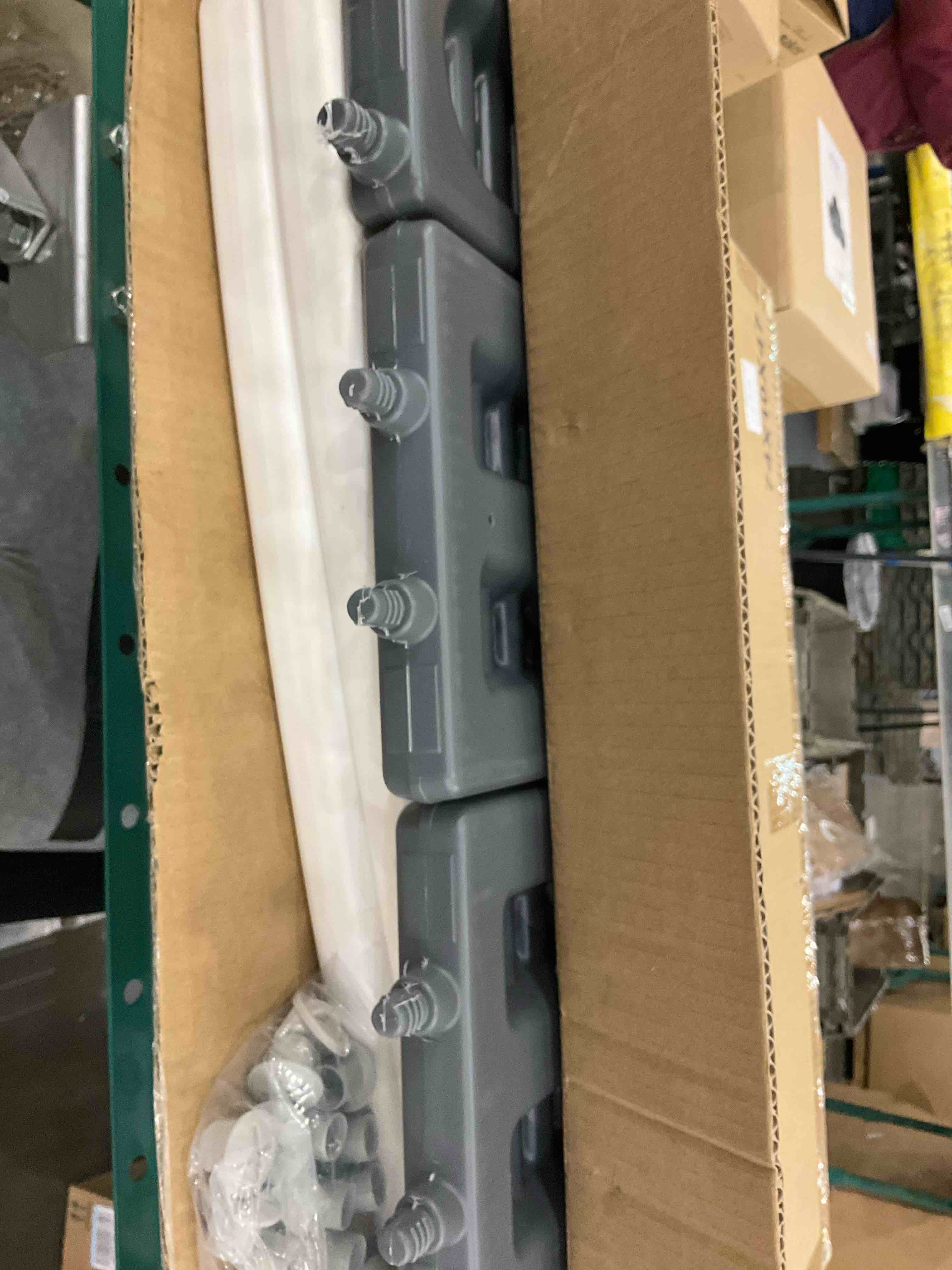 https://s3.amazonaws.com/lotting-images-prod/BargainHunt/EXS01172201_1709064607883.jpeg