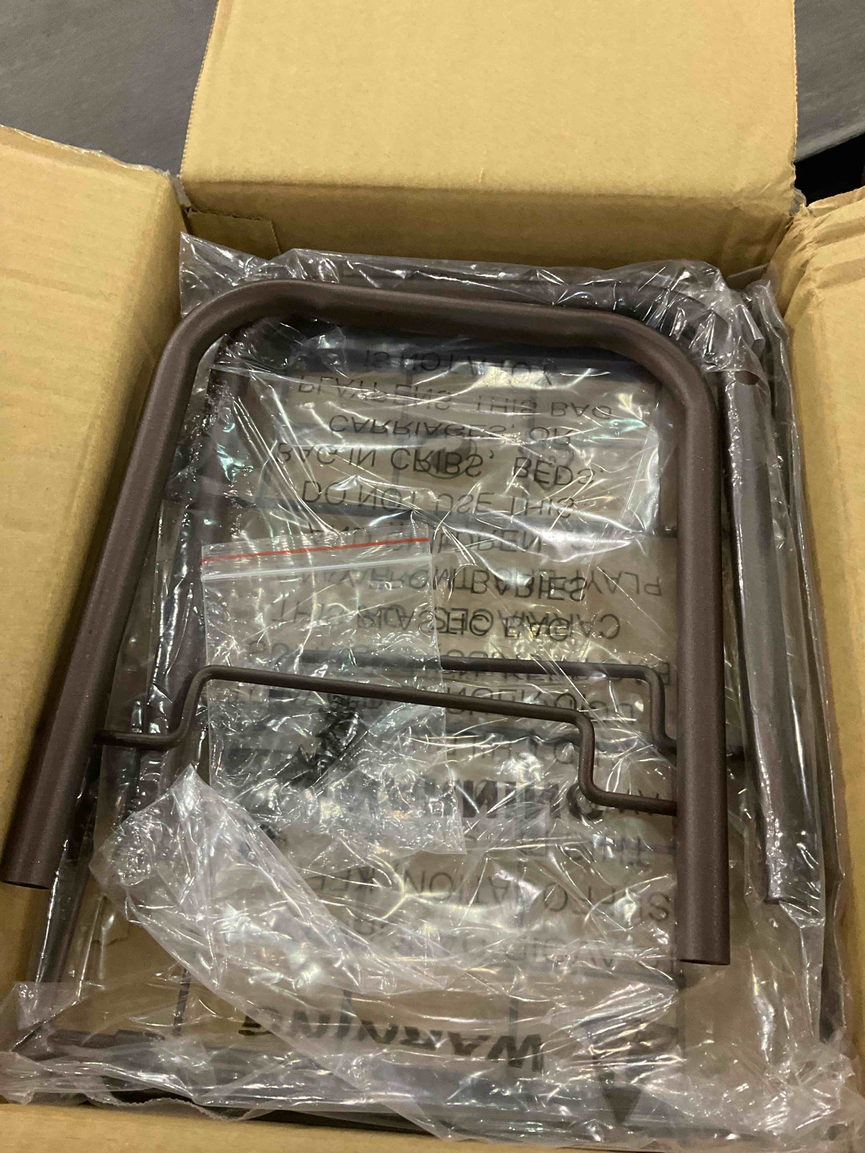 https://s3.amazonaws.com/lotting-images-prod/BargainHunt/EXS01172253_1709130814854.jpeg
