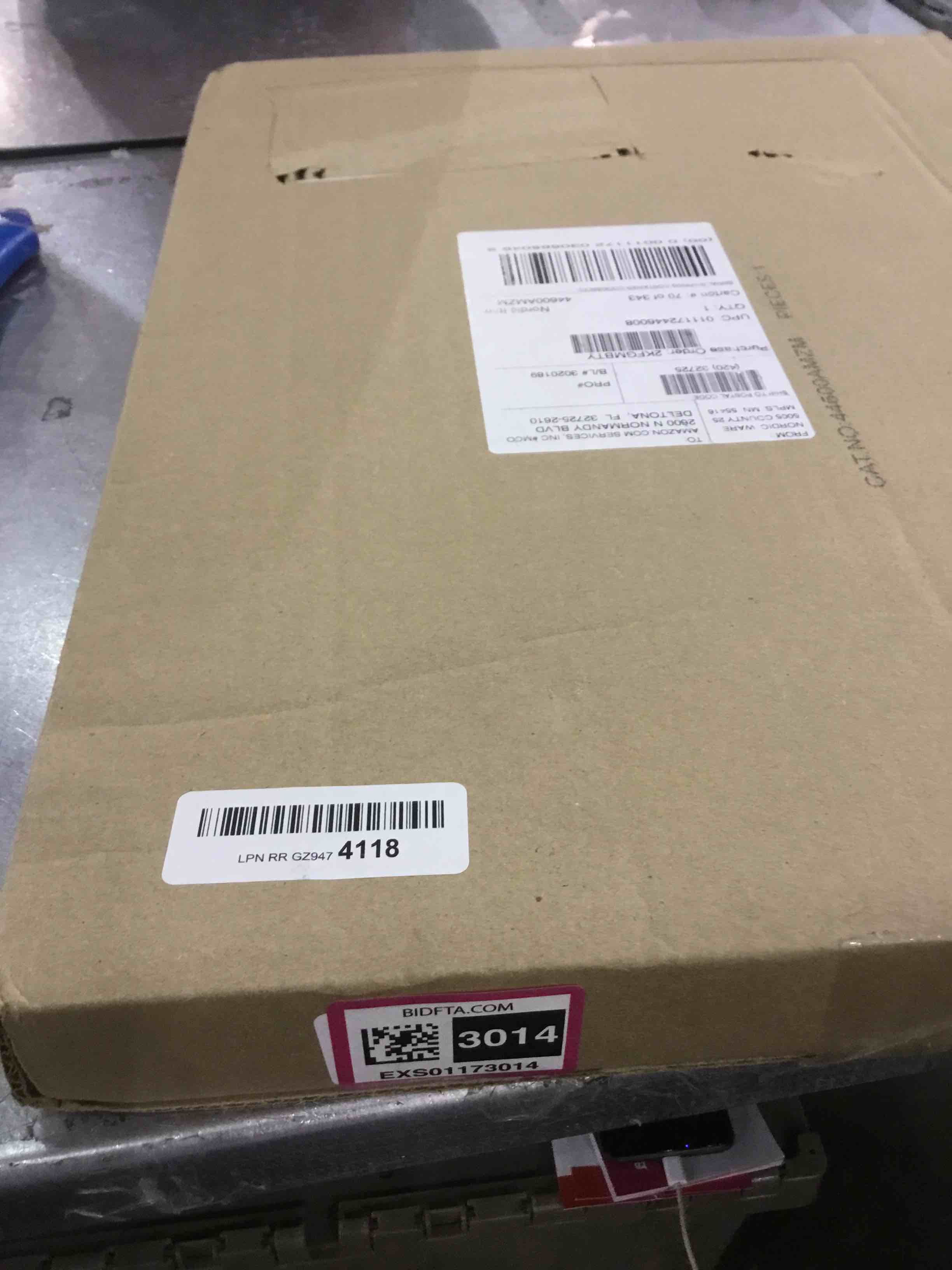 https://s3.amazonaws.com/lotting-images-prod/BargainHunt/EXS01173014_1707489204932.jpeg