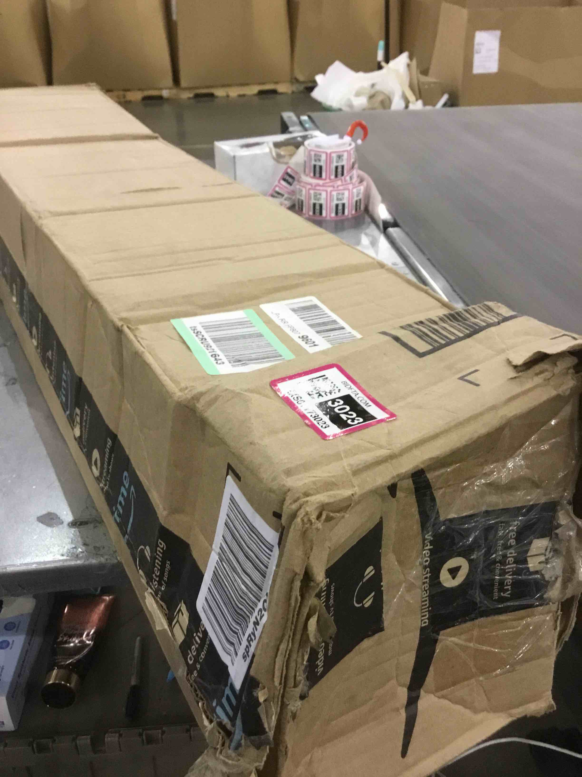 https://s3.amazonaws.com/lotting-images-prod/BargainHunt/EXS01173023_1707490679499.jpeg