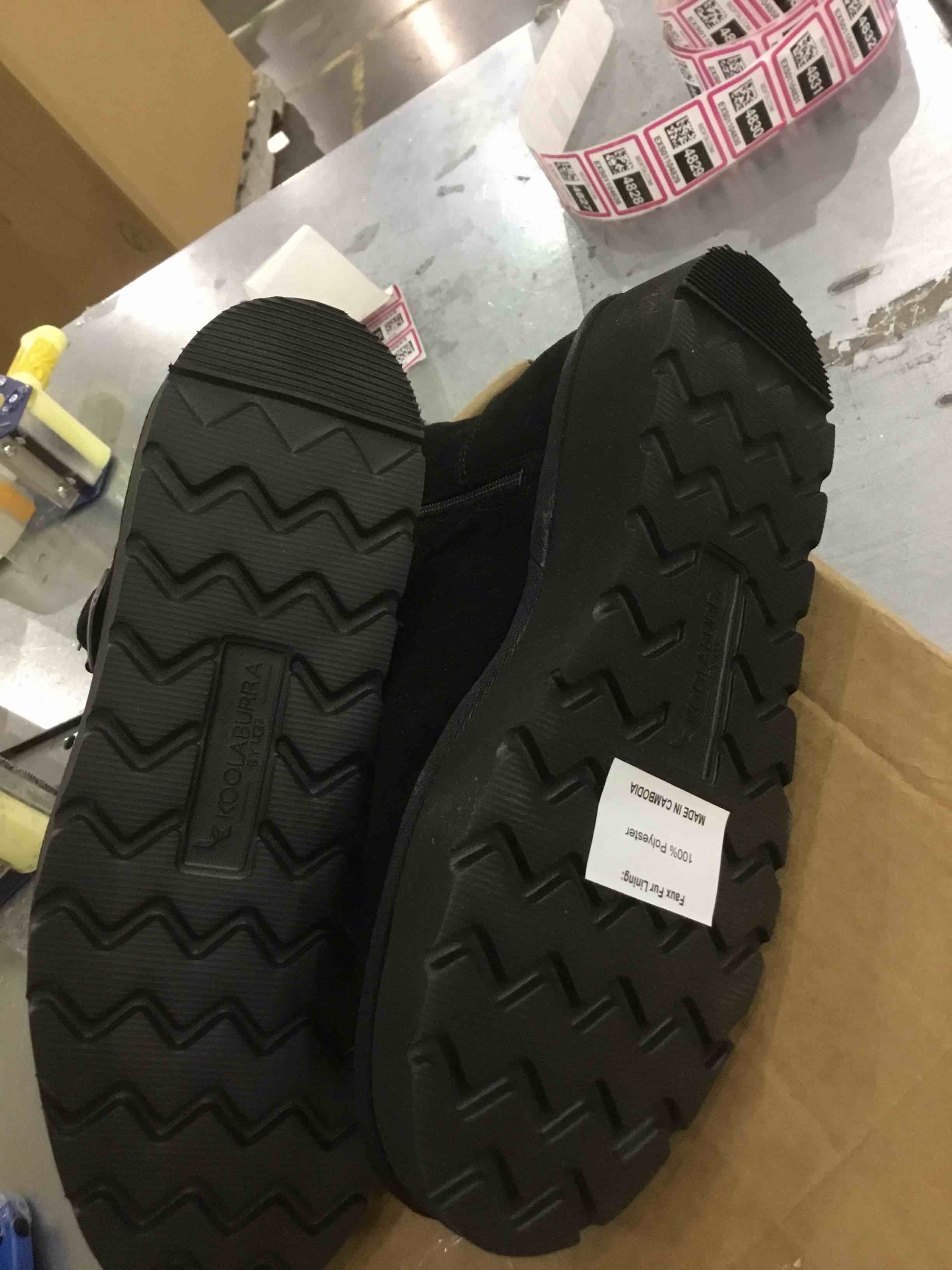 https://s3.amazonaws.com/lotting-images-prod/BargainHunt/EXS01173062_1707497226605.jpeg