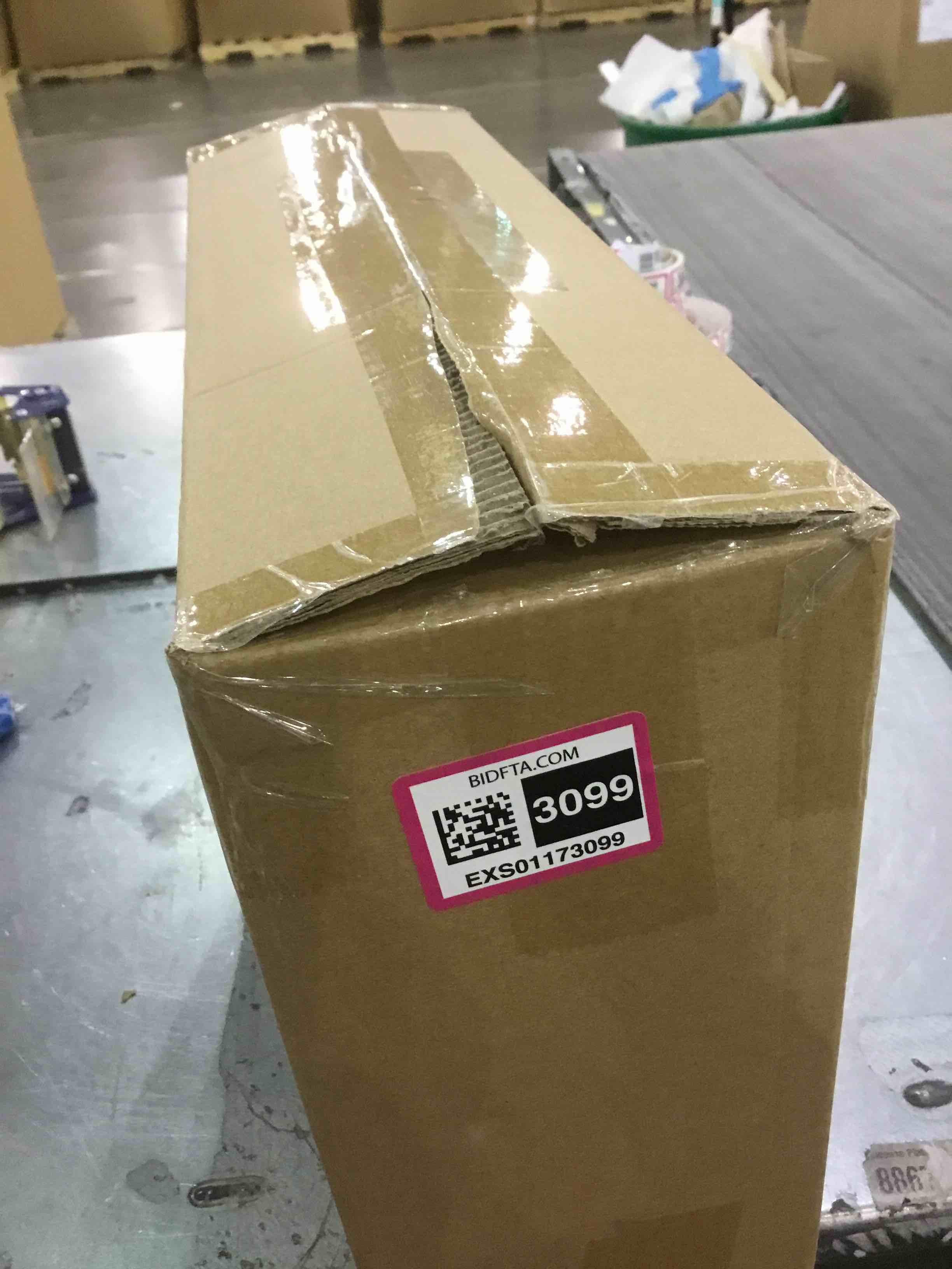 https://s3.amazonaws.com/lotting-images-prod/BargainHunt/EXS01173099_1707504524602.jpeg