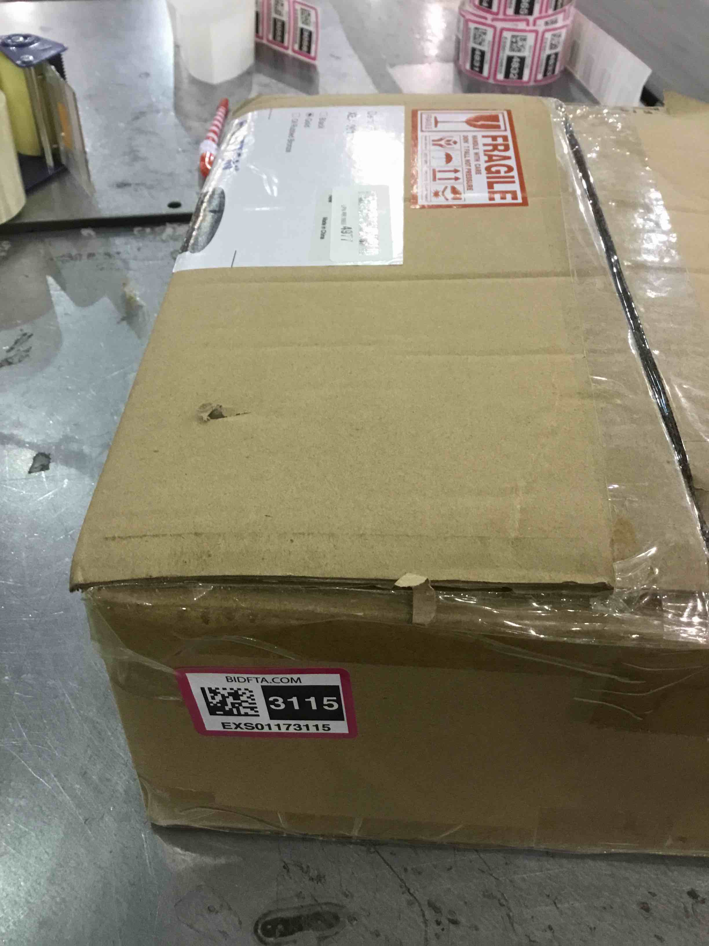 https://s3.amazonaws.com/lotting-images-prod/BargainHunt/EXS01173115_1707507705228.jpeg