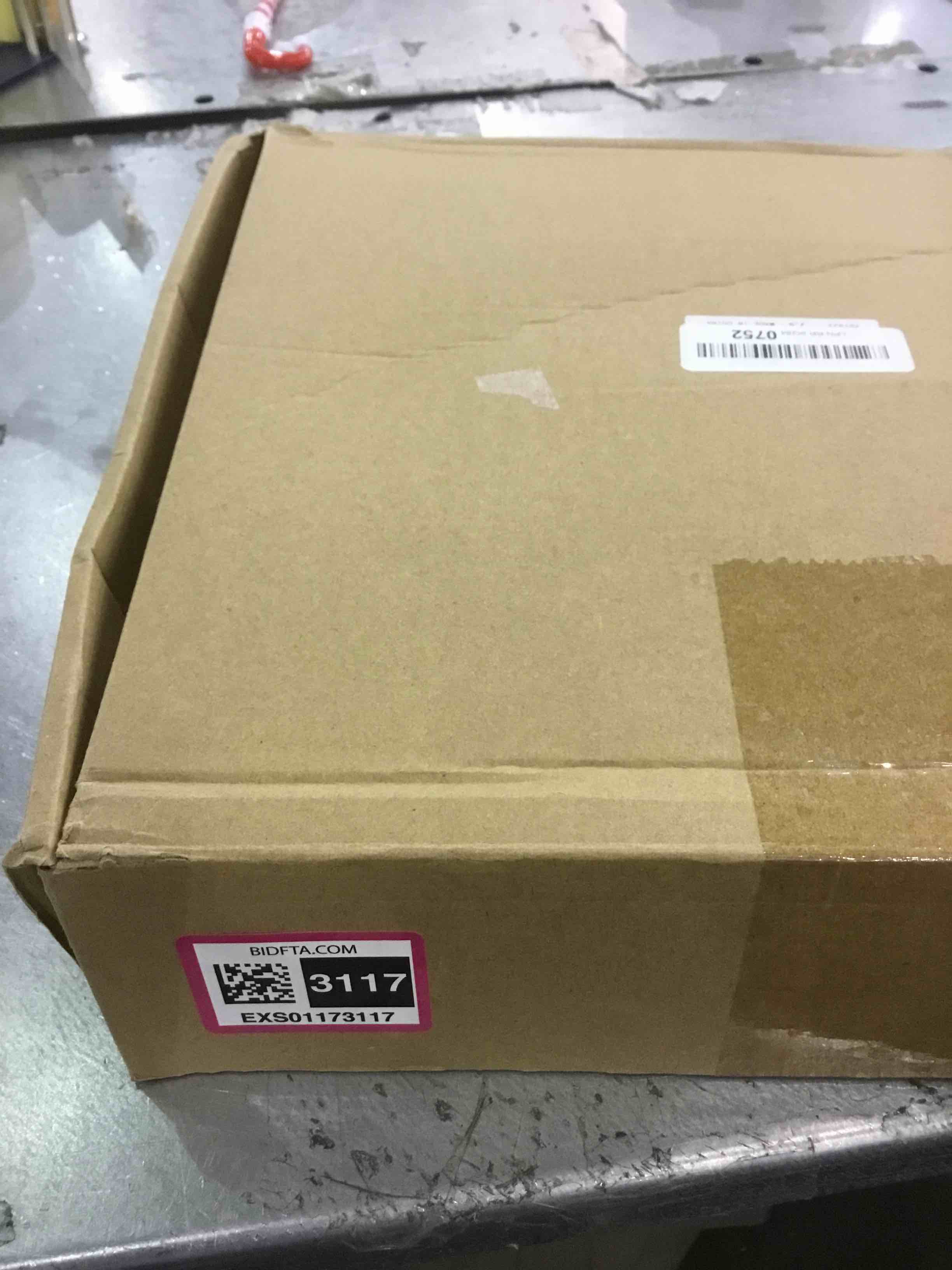 https://s3.amazonaws.com/lotting-images-prod/BargainHunt/EXS01173117_1707507819092.jpeg