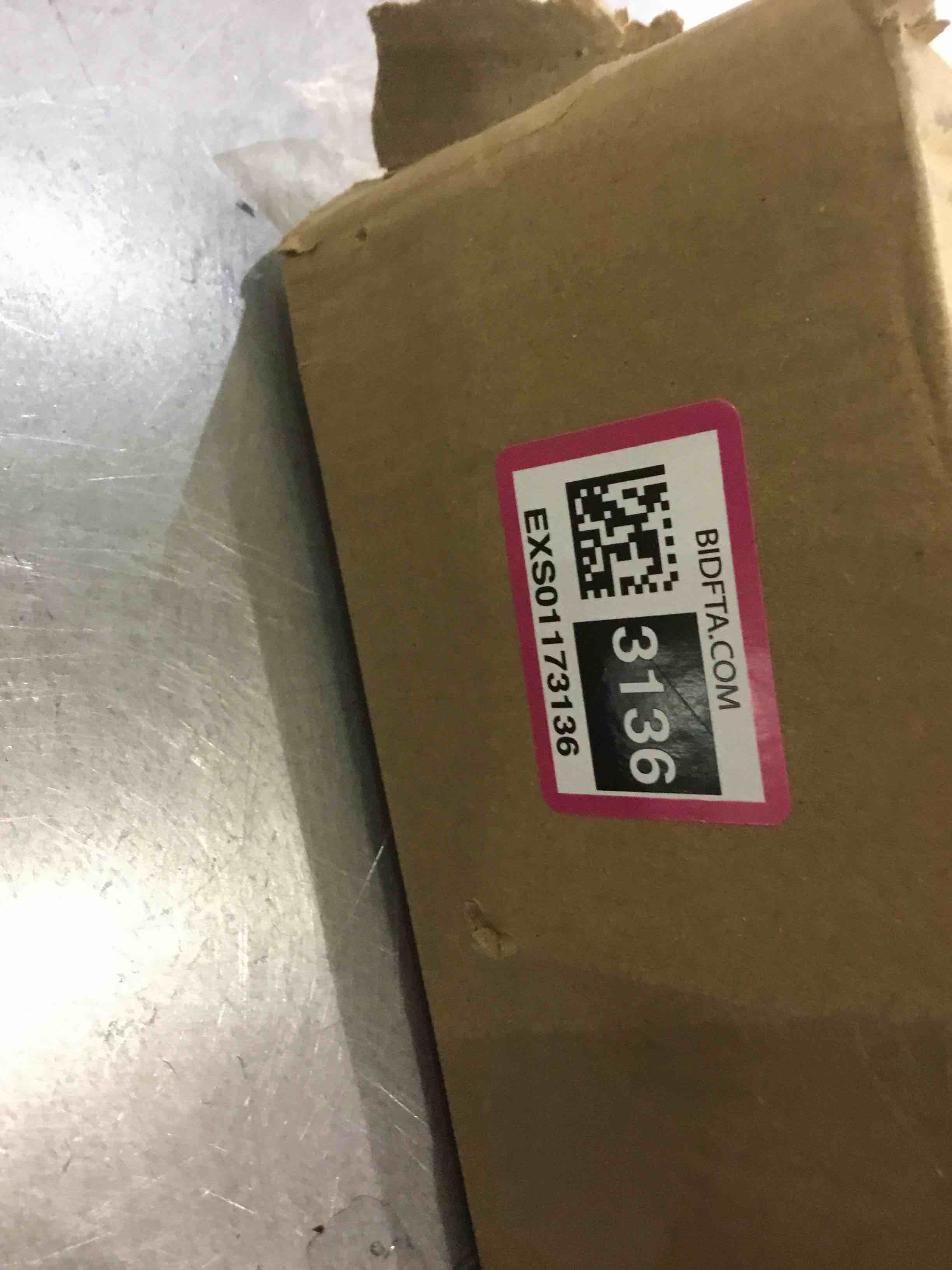 https://s3.amazonaws.com/lotting-images-prod/BargainHunt/EXS01173136_1707509303527.jpeg