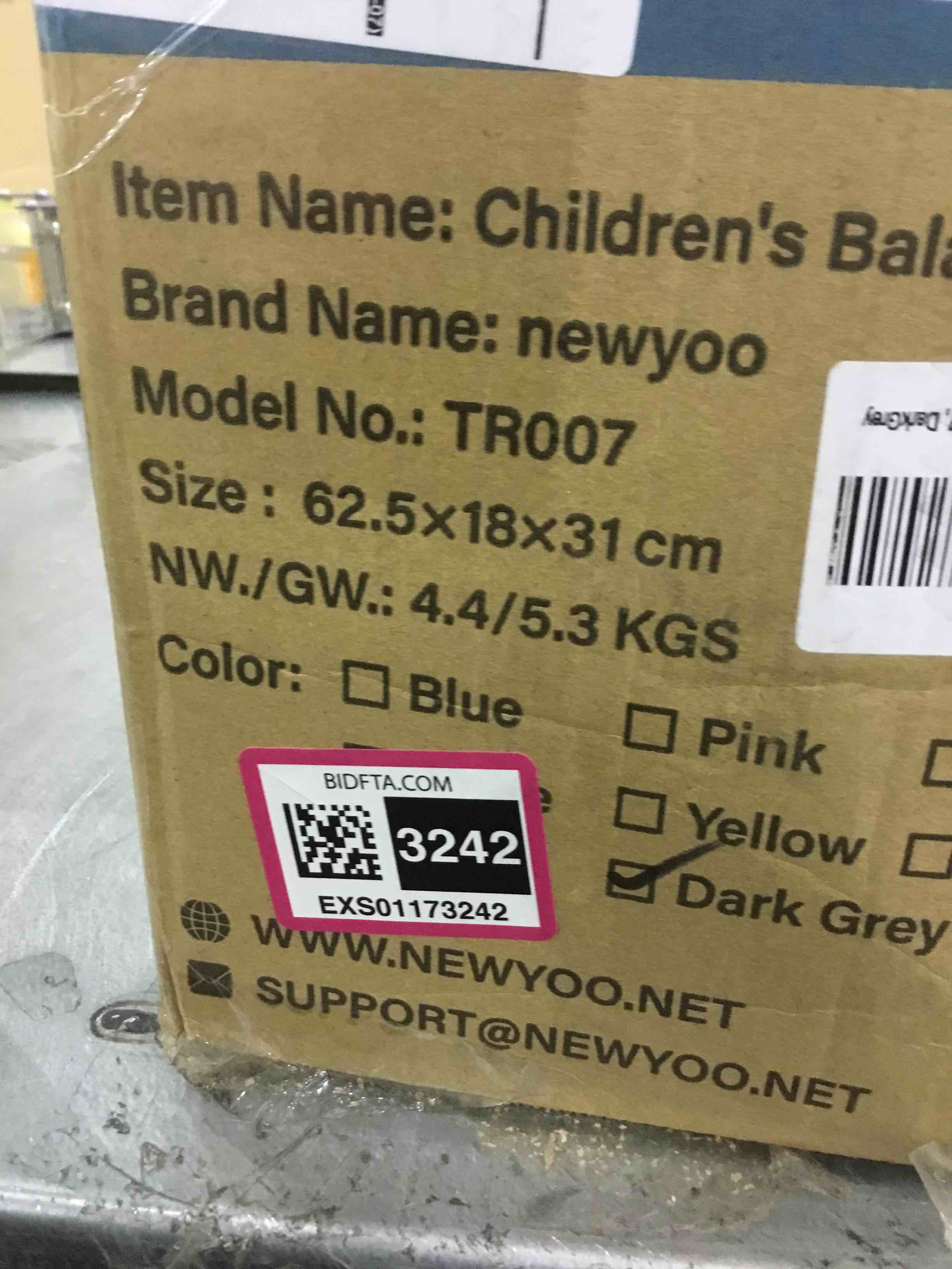 https://s3.amazonaws.com/lotting-images-prod/BargainHunt/EXS01173242_1707750663344.jpeg