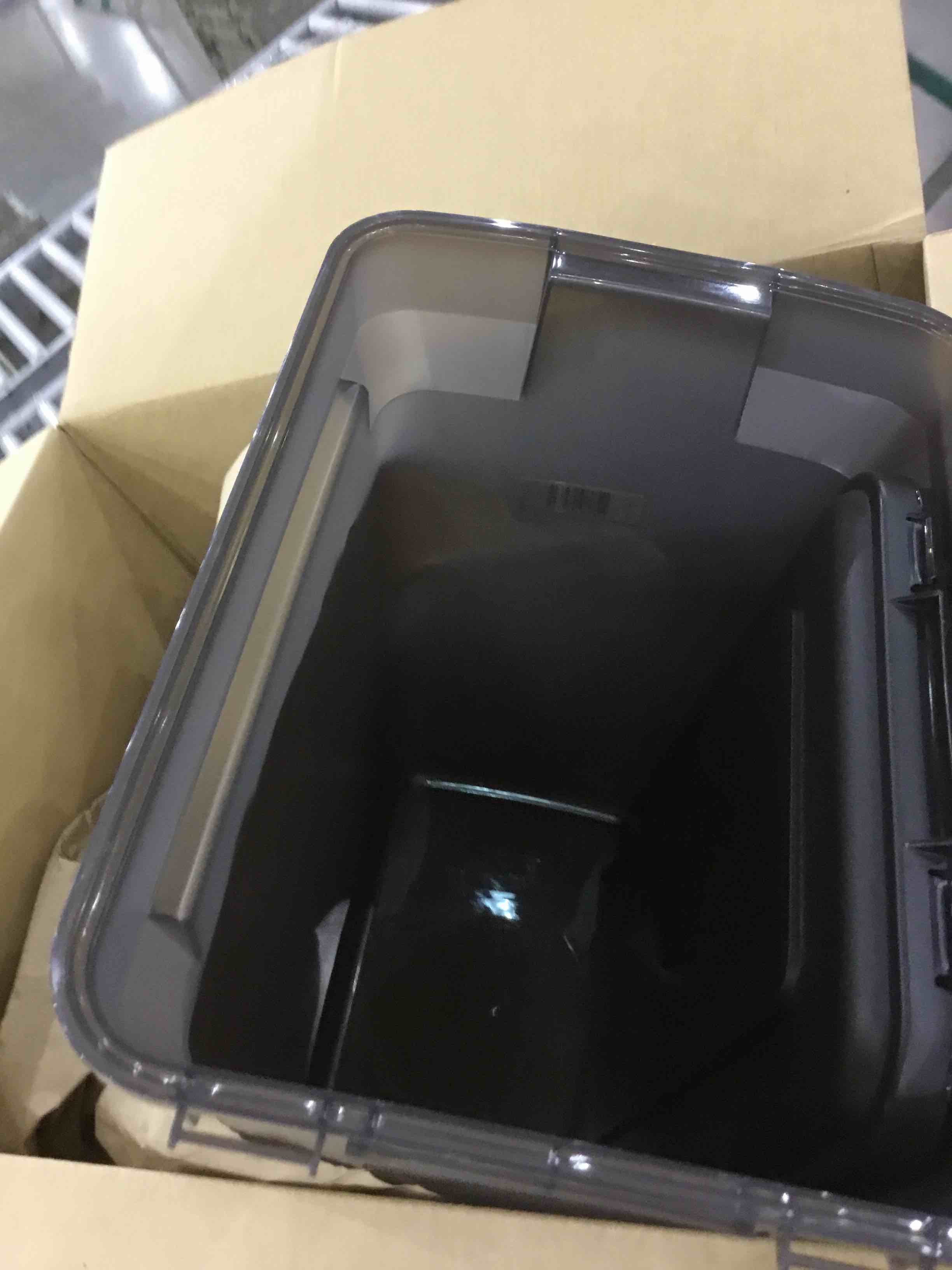 https://s3.amazonaws.com/lotting-images-prod/BargainHunt/EXS01173243_1707750733062.jpeg