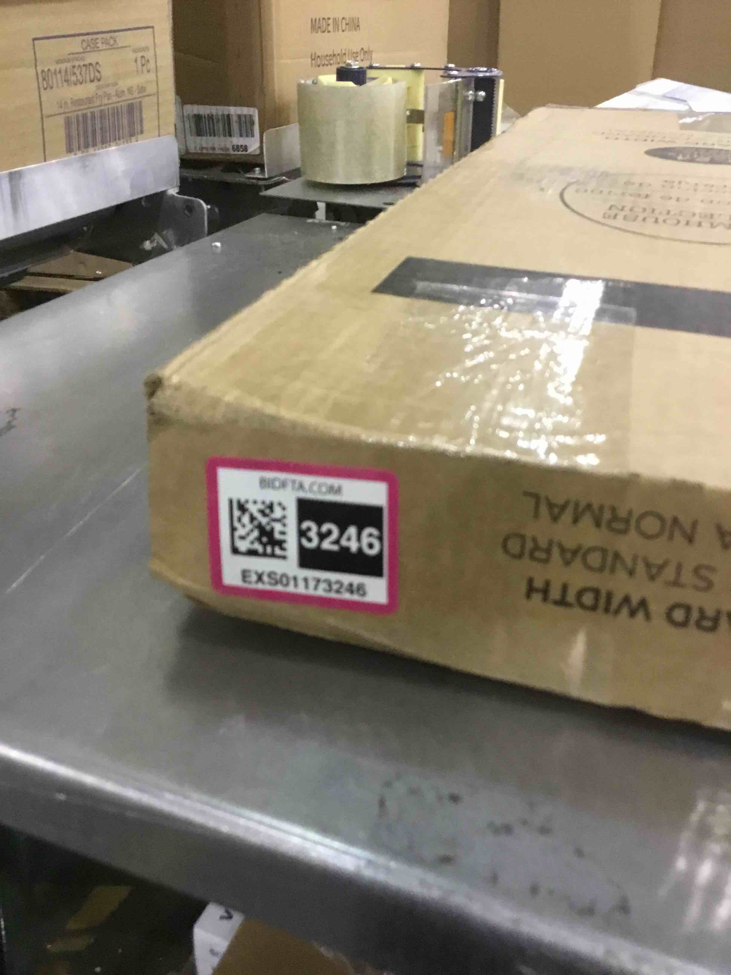 https://s3.amazonaws.com/lotting-images-prod/BargainHunt/EXS01173246_1707751028355.jpeg