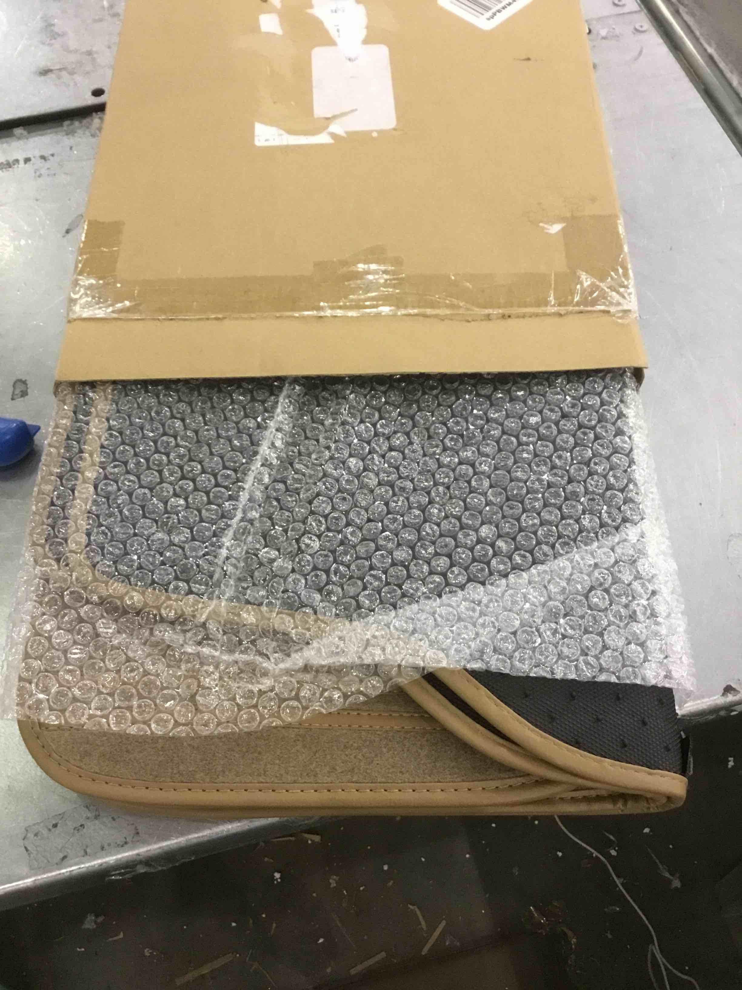 https://s3.amazonaws.com/lotting-images-prod/BargainHunt/EXS01173253_1707751806551.jpeg