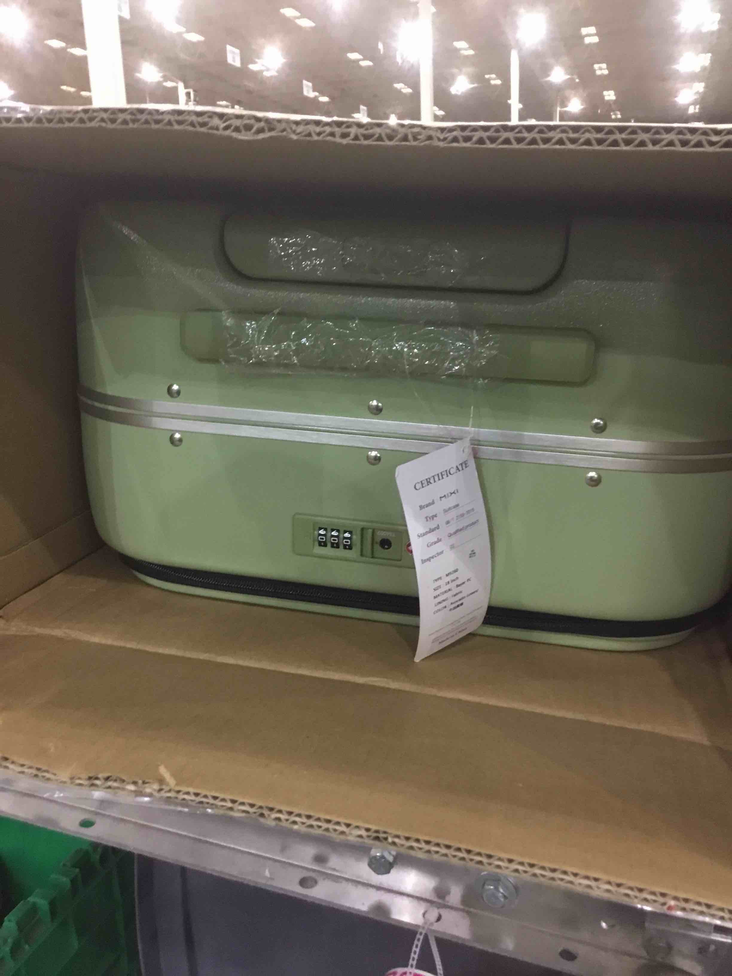 https://s3.amazonaws.com/lotting-images-prod/BargainHunt/EXS01173261_1707752448783.jpeg