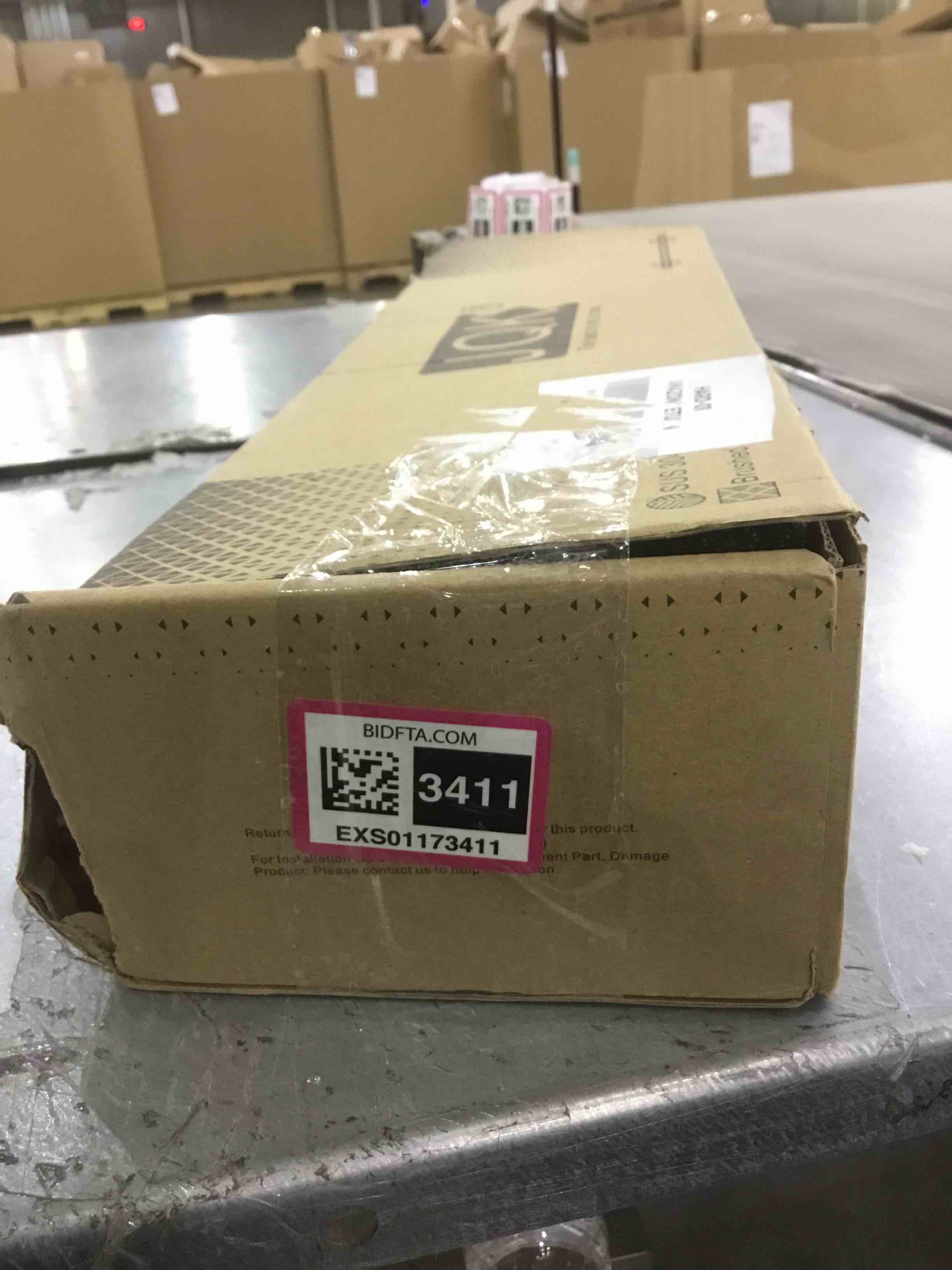 https://s3.amazonaws.com/lotting-images-prod/BargainHunt/EXS01173411_1707767833779.jpeg