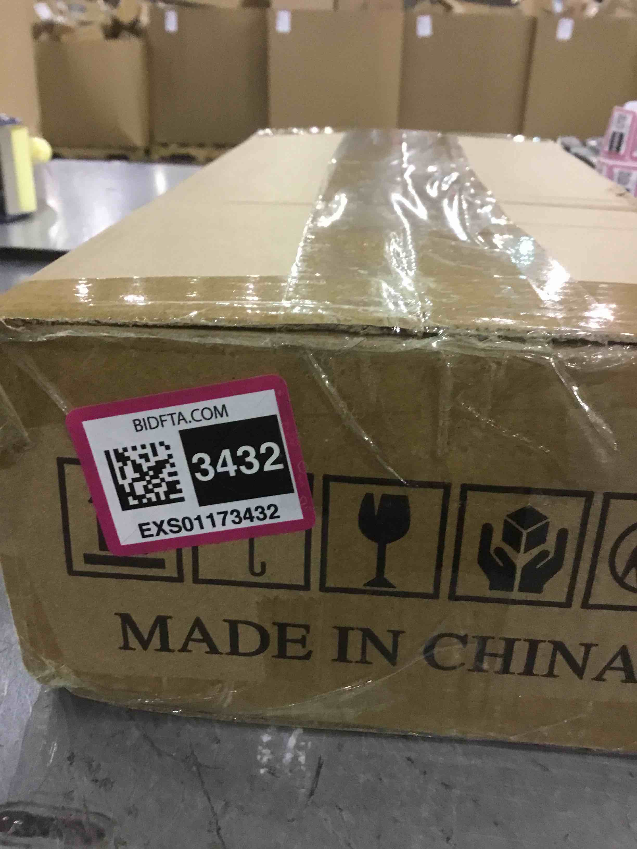 https://s3.amazonaws.com/lotting-images-prod/BargainHunt/EXS01173432_1707827020744.jpeg