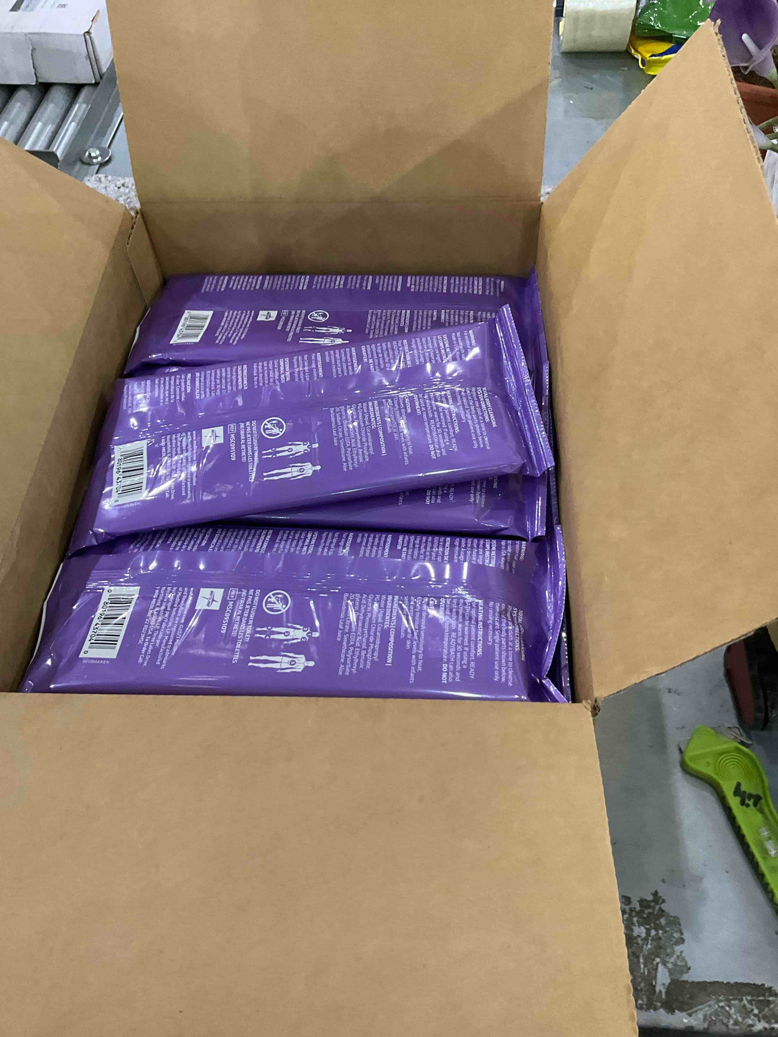 https://s3.amazonaws.com/lotting-images-prod/BargainHunt/EXS01173878_1709040876788.jpeg