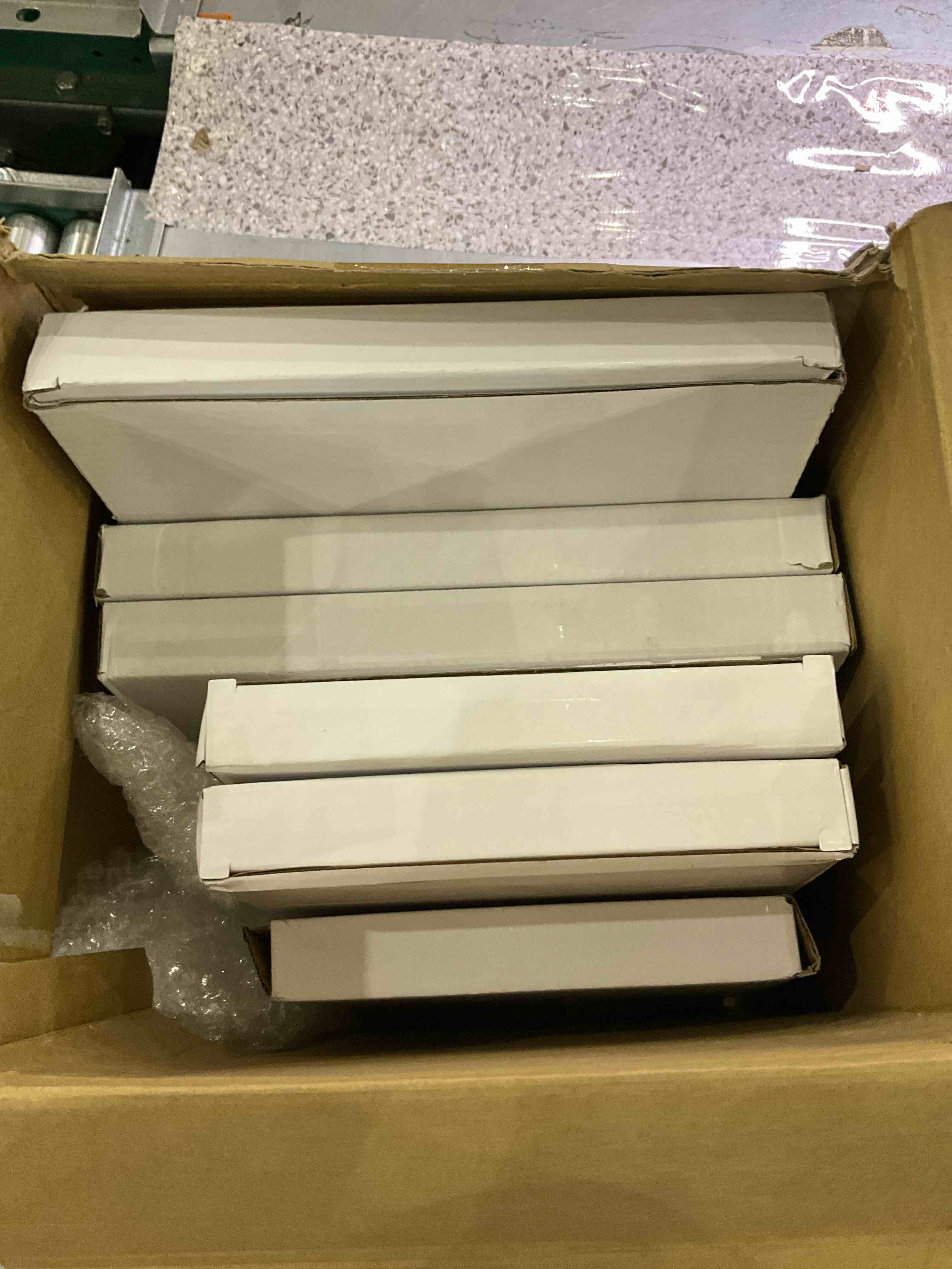 8 PCs Picture Frame with top Display 