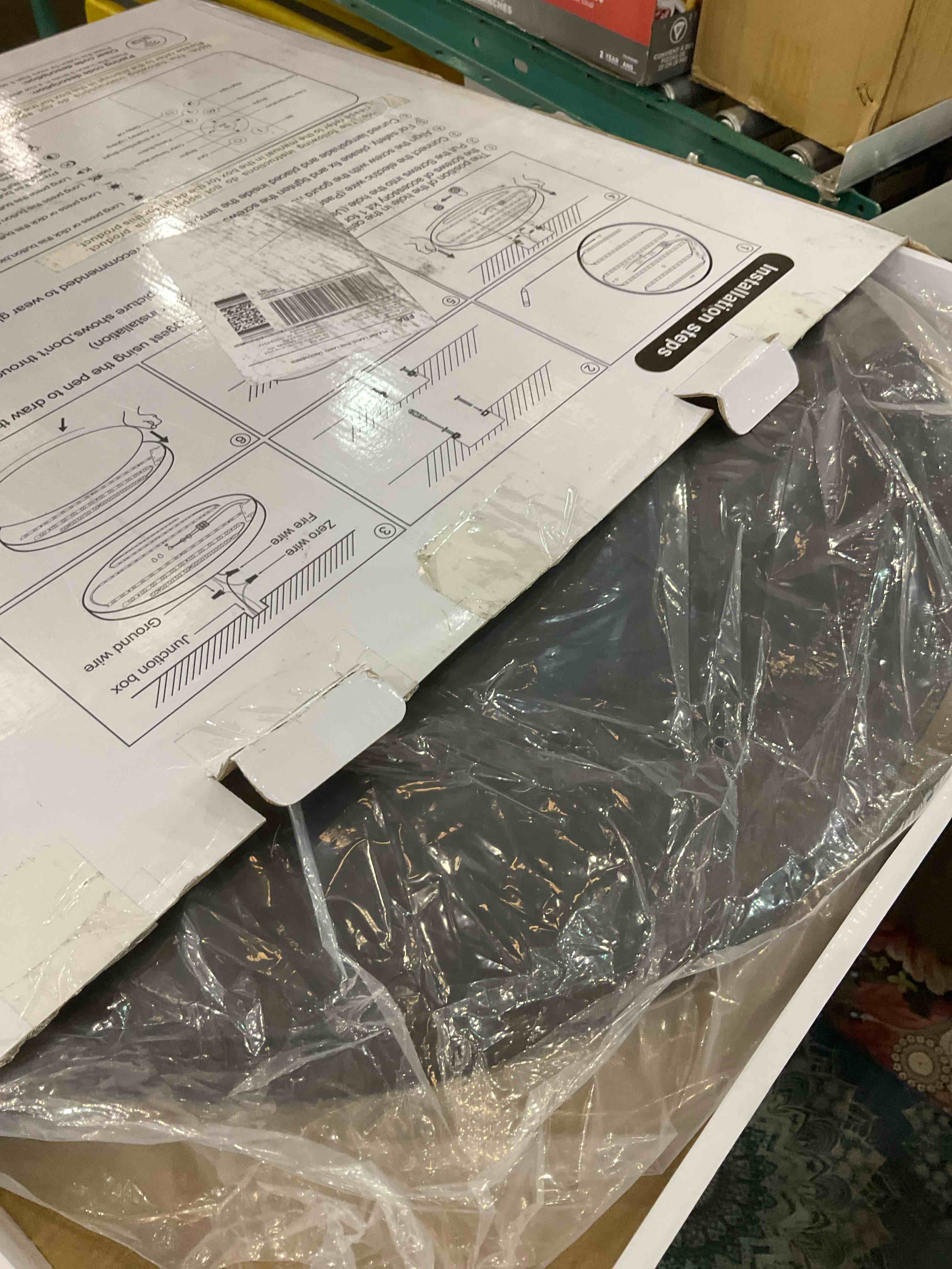 https://s3.amazonaws.com/lotting-images-prod/BargainHunt/EXS01174001_1715091471850.jpeg
