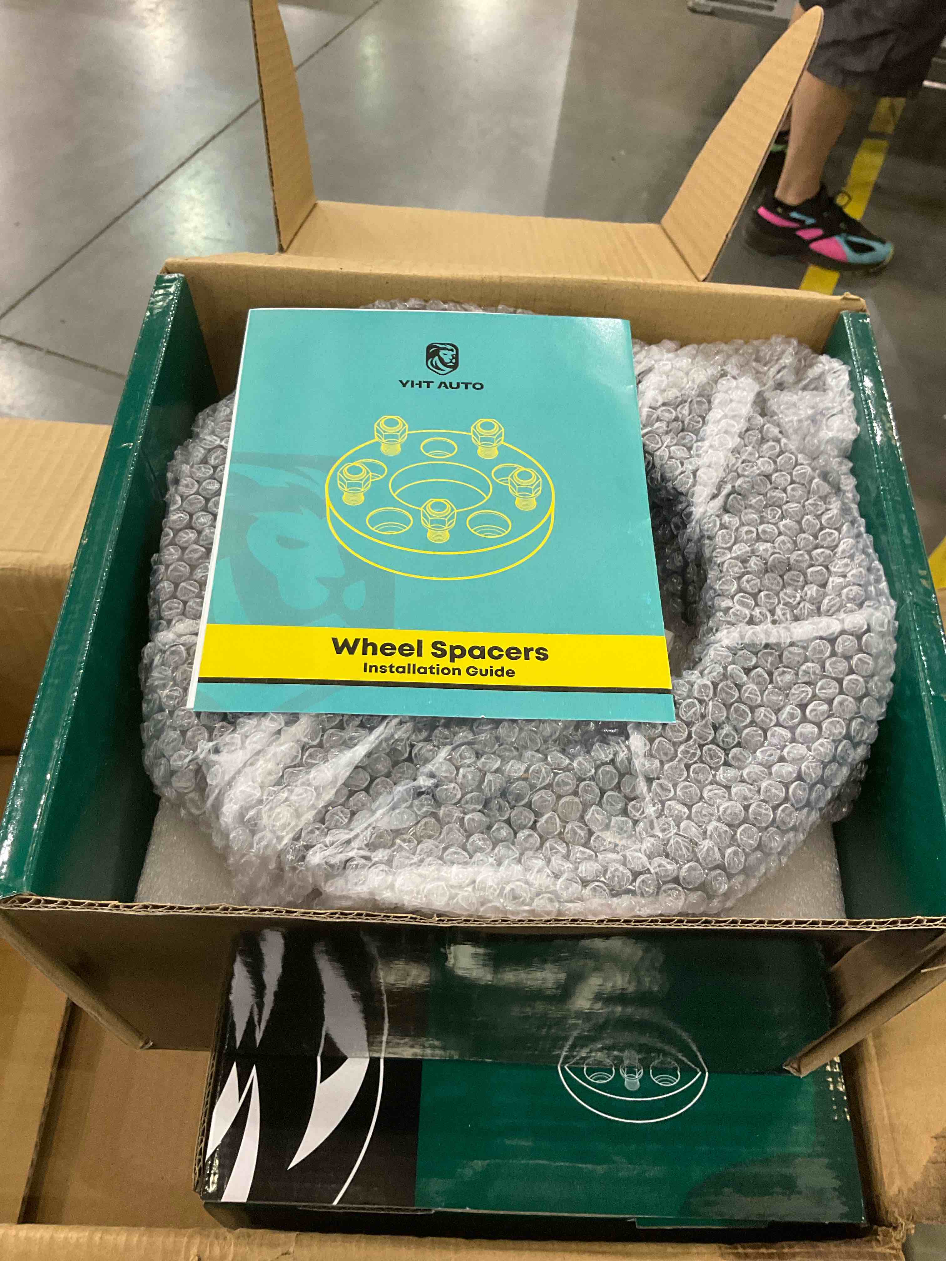 https://s3.amazonaws.com/lotting-images-prod/BargainHunt/EXS01174016_1715093717880.jpeg