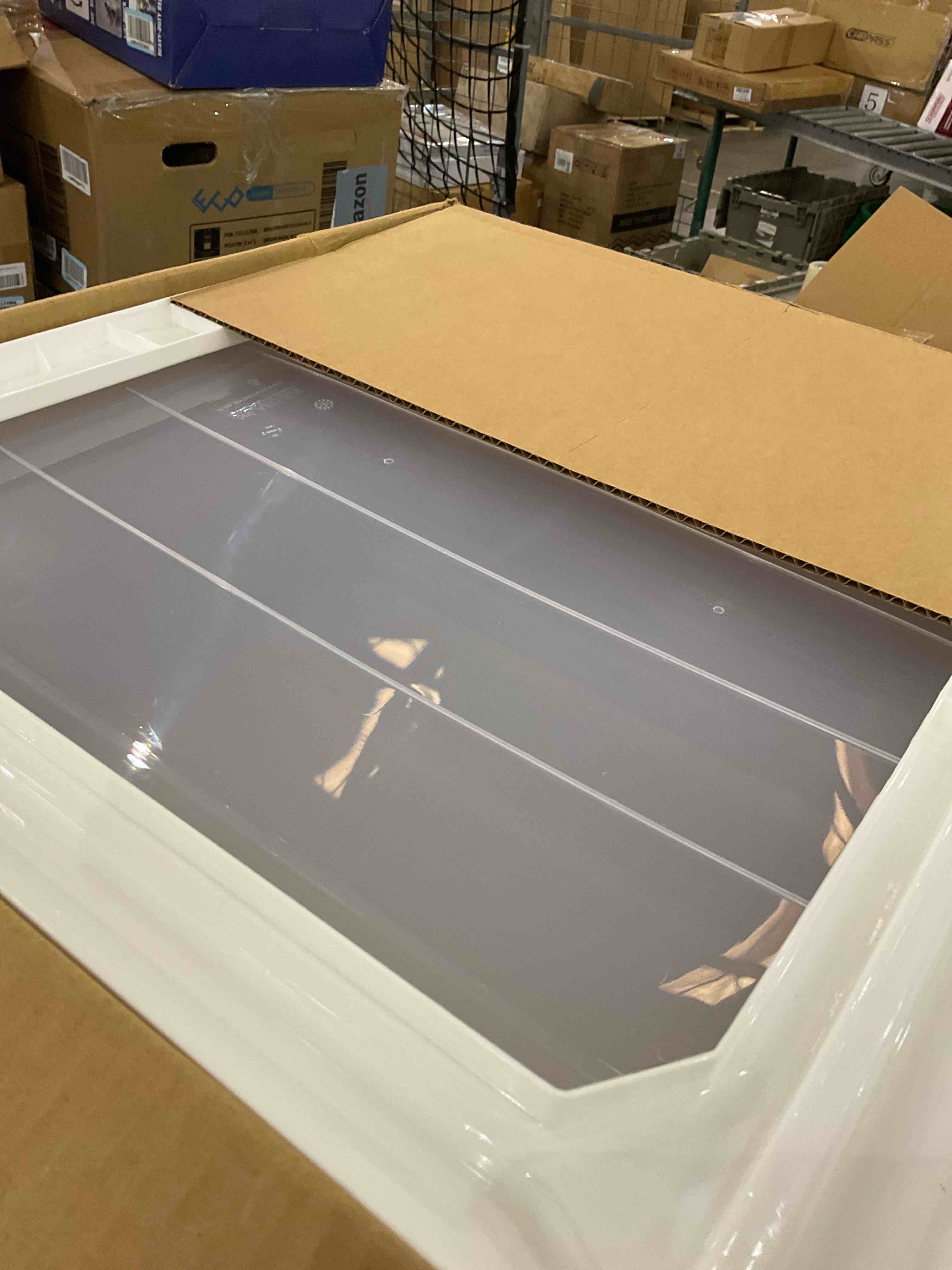 https://s3.amazonaws.com/lotting-images-prod/BargainHunt/EXS01174087_1715104333011.jpeg