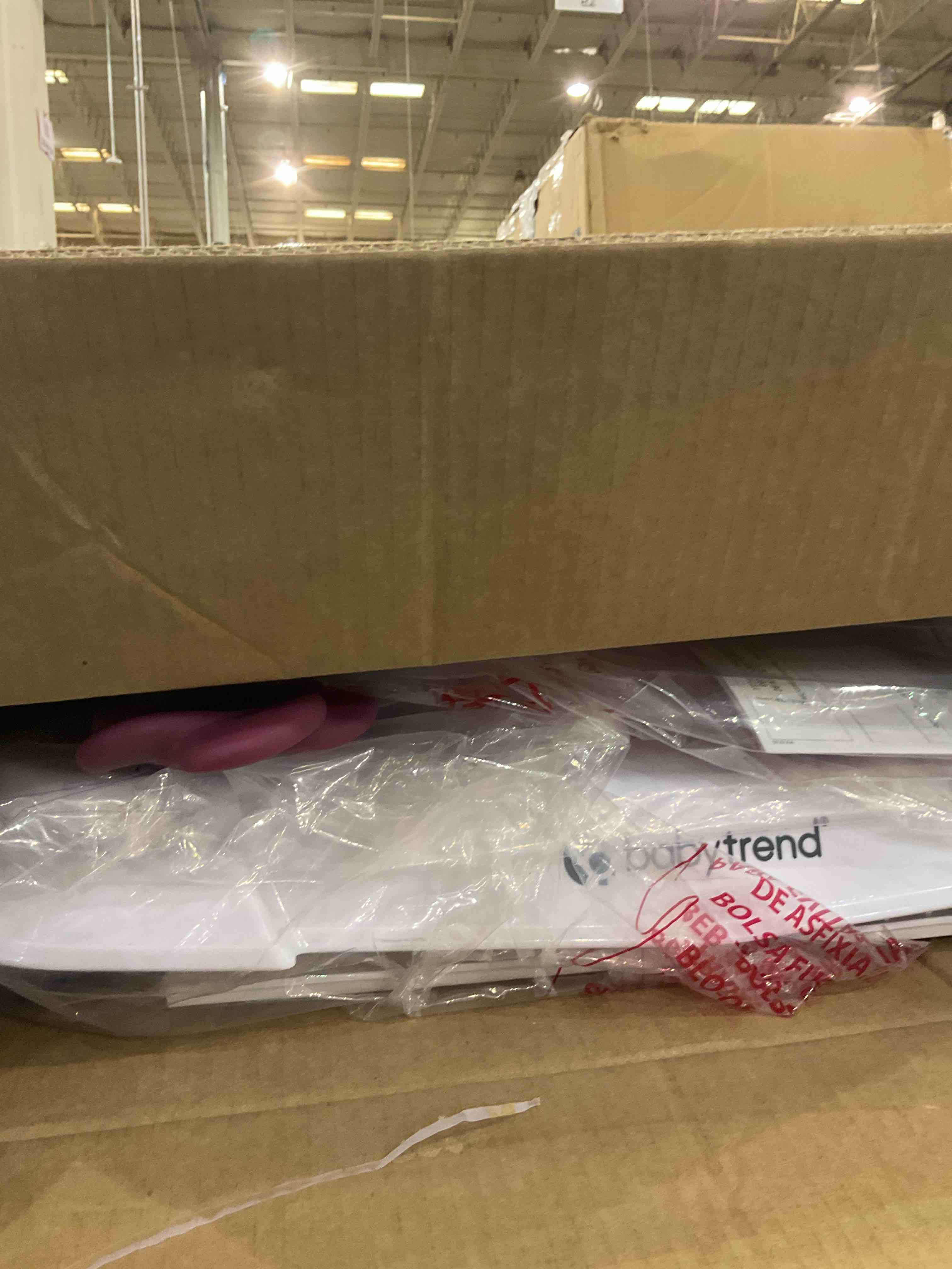 https://s3.amazonaws.com/lotting-images-prod/BargainHunt/EXS01174113_1715109011784.jpeg