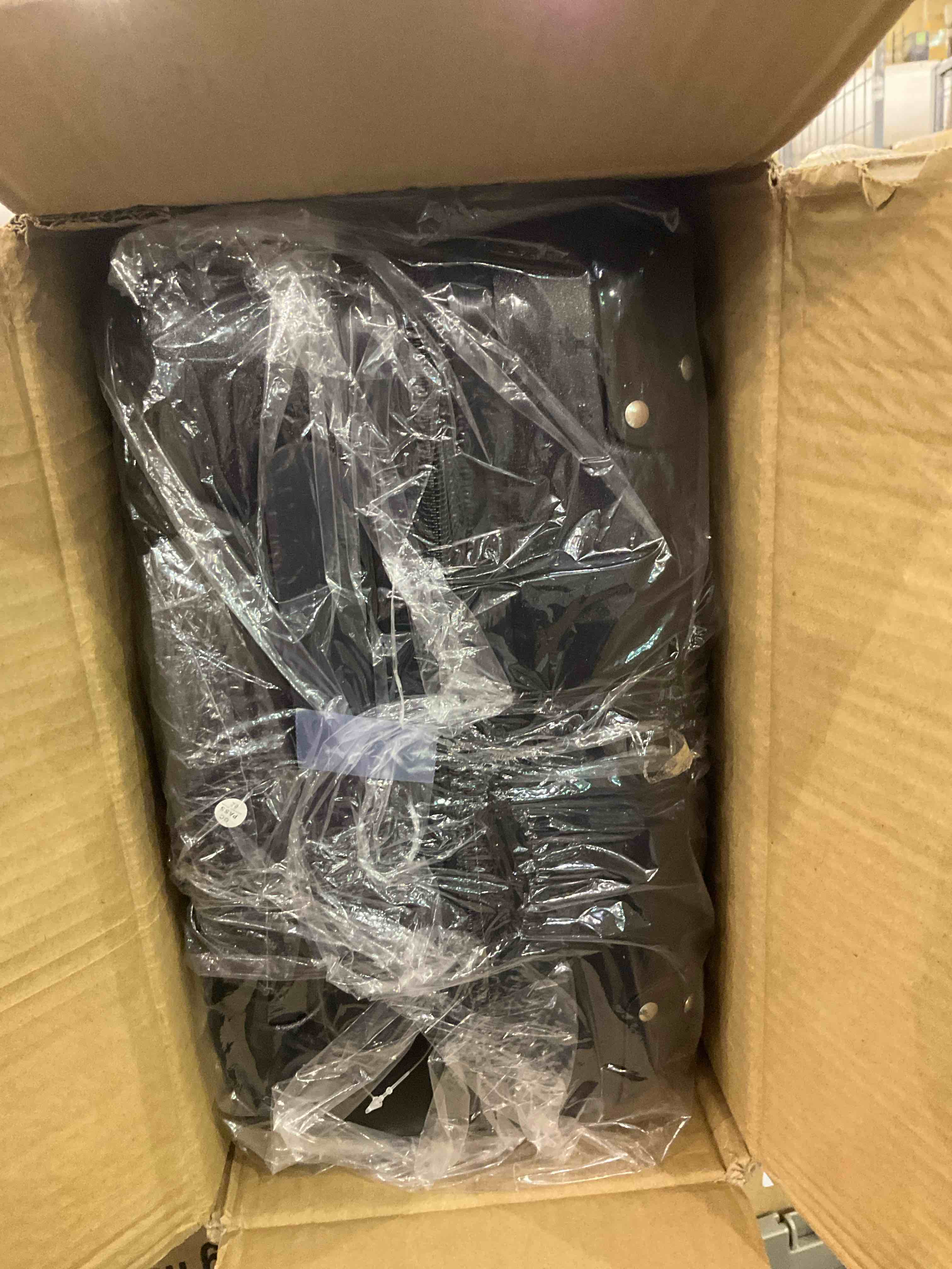 https://s3.amazonaws.com/lotting-images-prod/BargainHunt/EXS01174128_1715168698208.jpeg