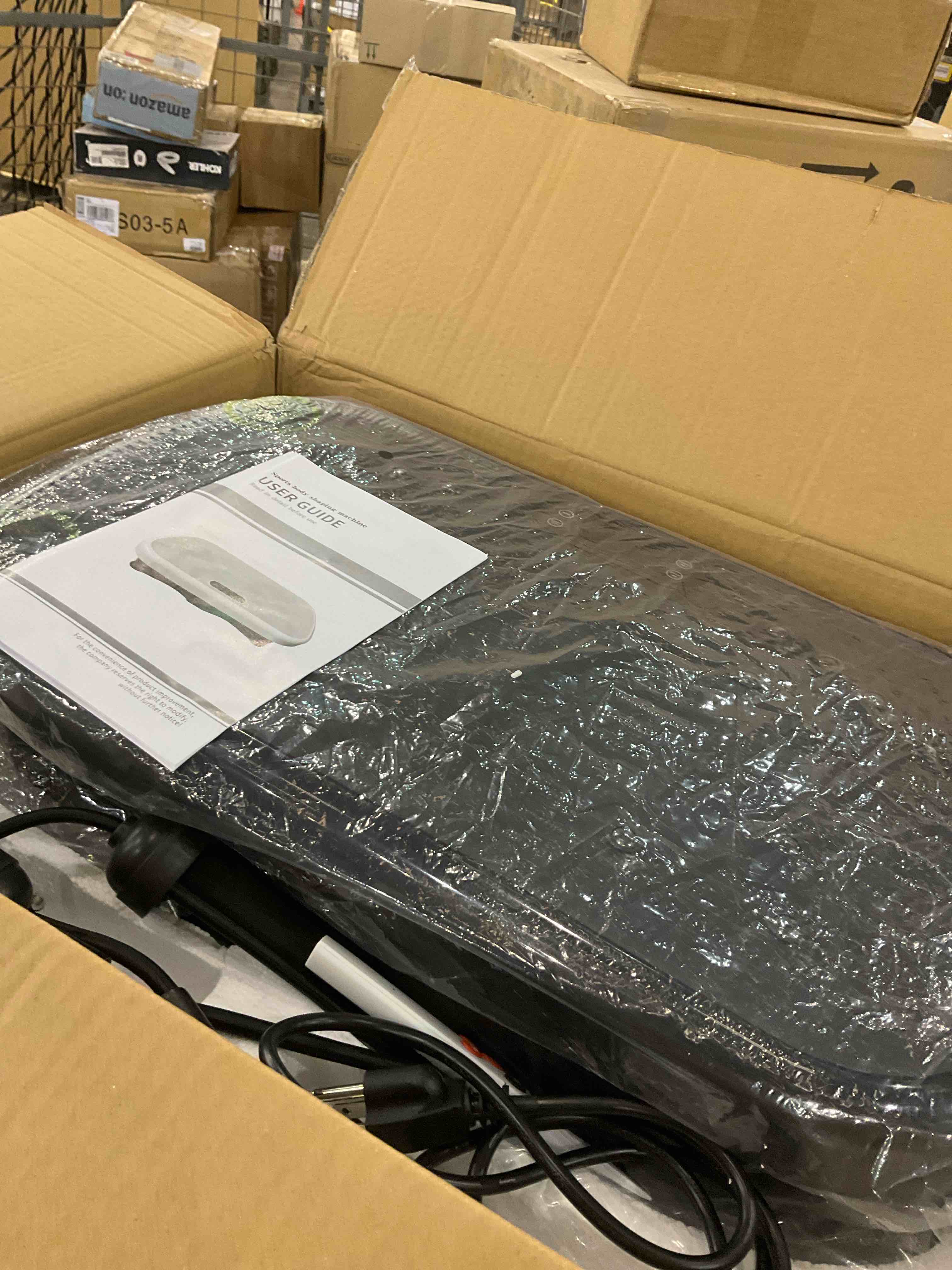 https://s3.amazonaws.com/lotting-images-prod/BargainHunt/EXS01174131_1715168929292.jpeg
