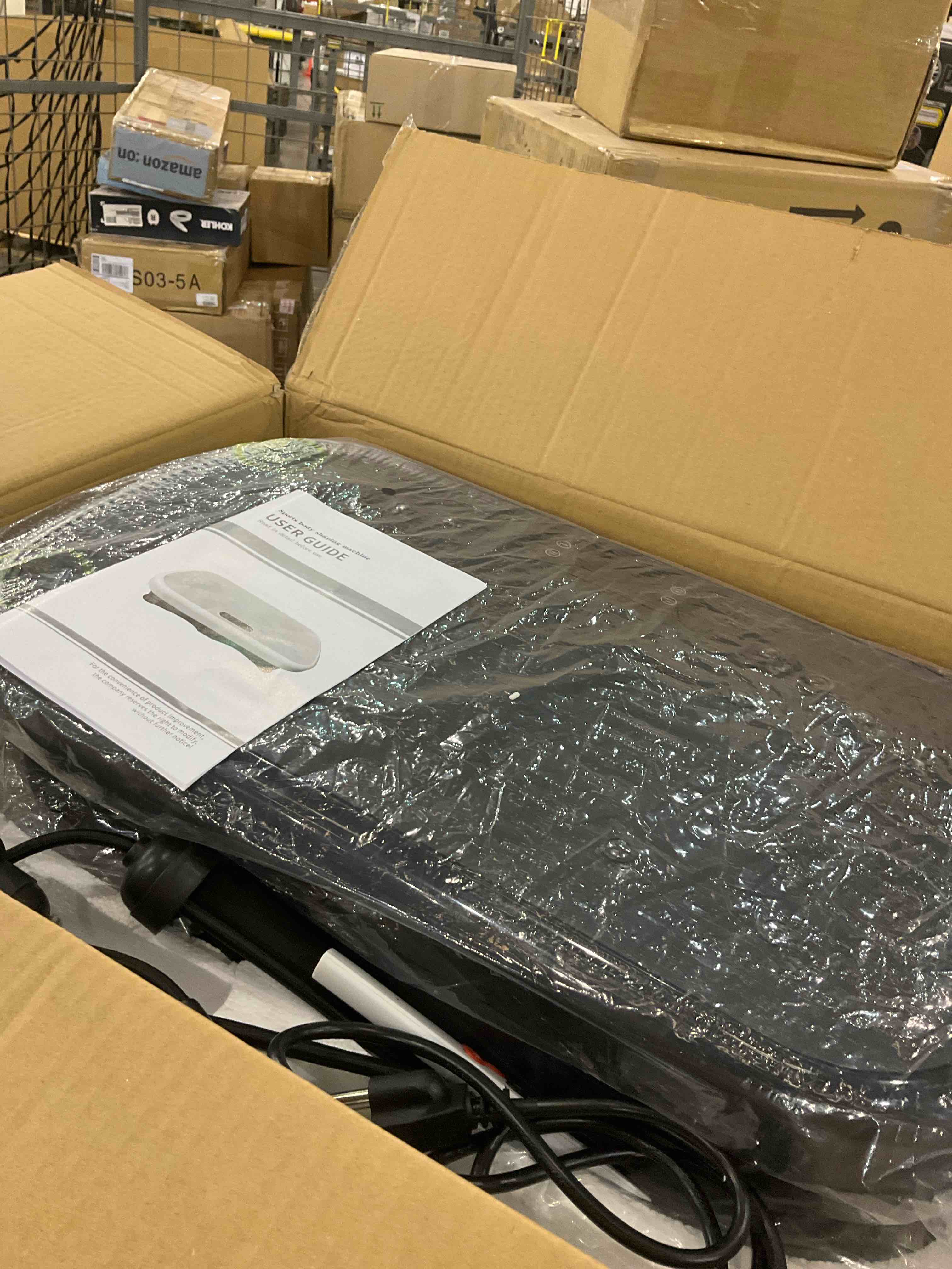 https://s3.amazonaws.com/lotting-images-prod/BargainHunt/EXS01174131_1715168930317.jpeg