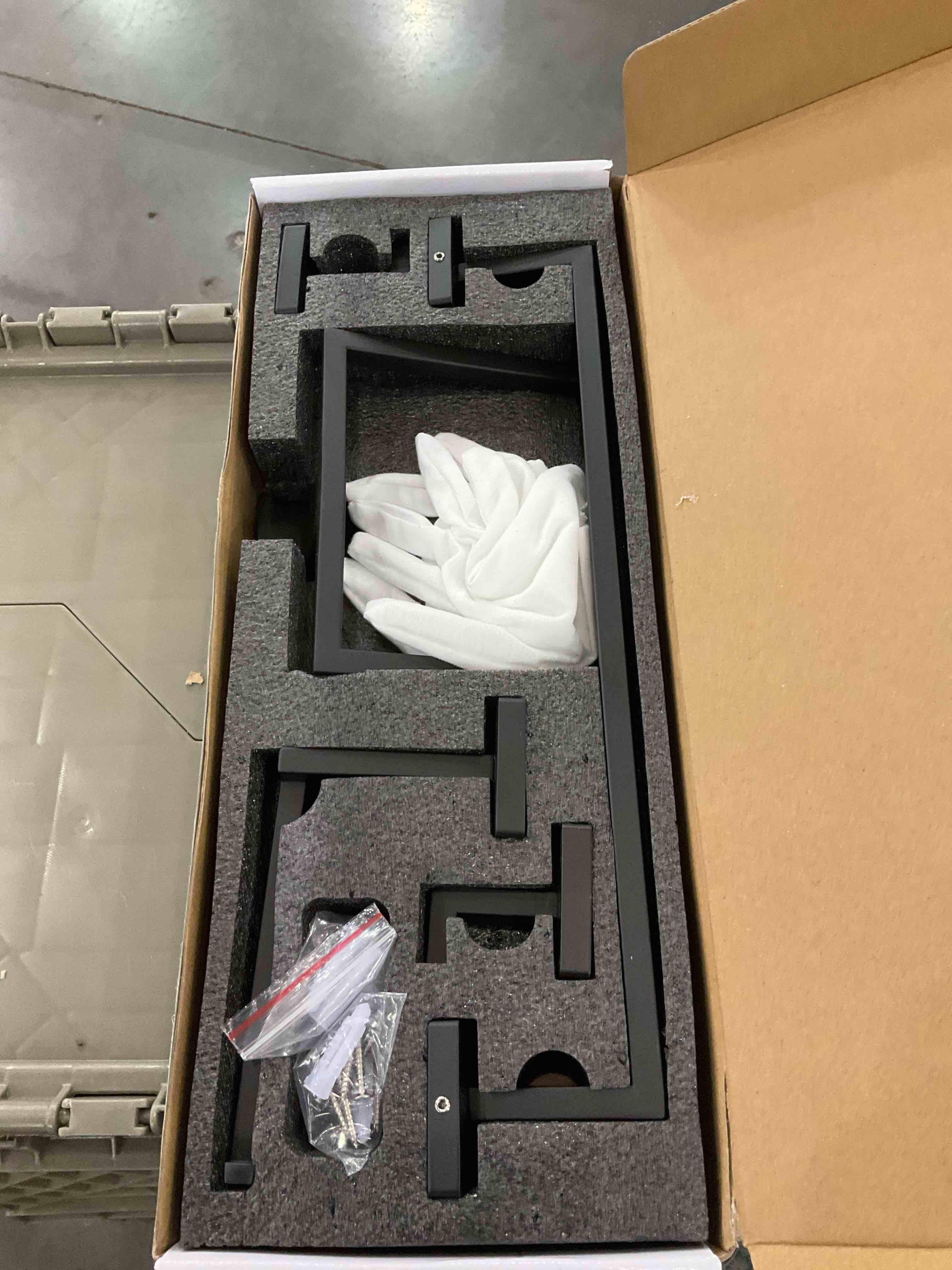 Dorudon atrox 5 Piece Bathroom Hardware Set Black Towel Bar Set Matte Black Bathroom Hardware Accessories Set with 2 Towel Hook, Stainless Steel Wall Mounted Bathroom Towel Rack Set Square 16-Inch