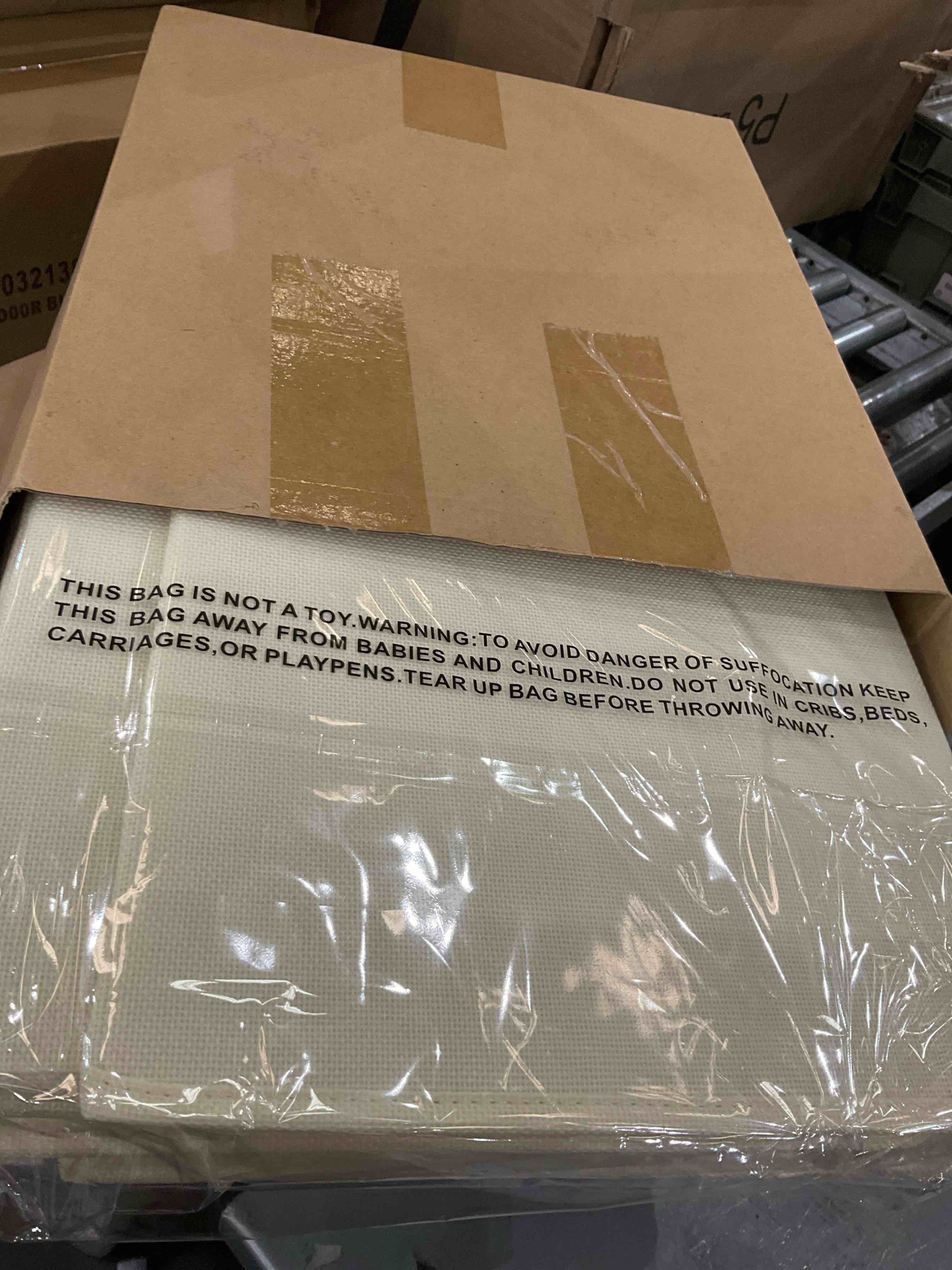https://s3.amazonaws.com/lotting-images-prod/BargainHunt/EXS01174313_1715194918568.jpeg