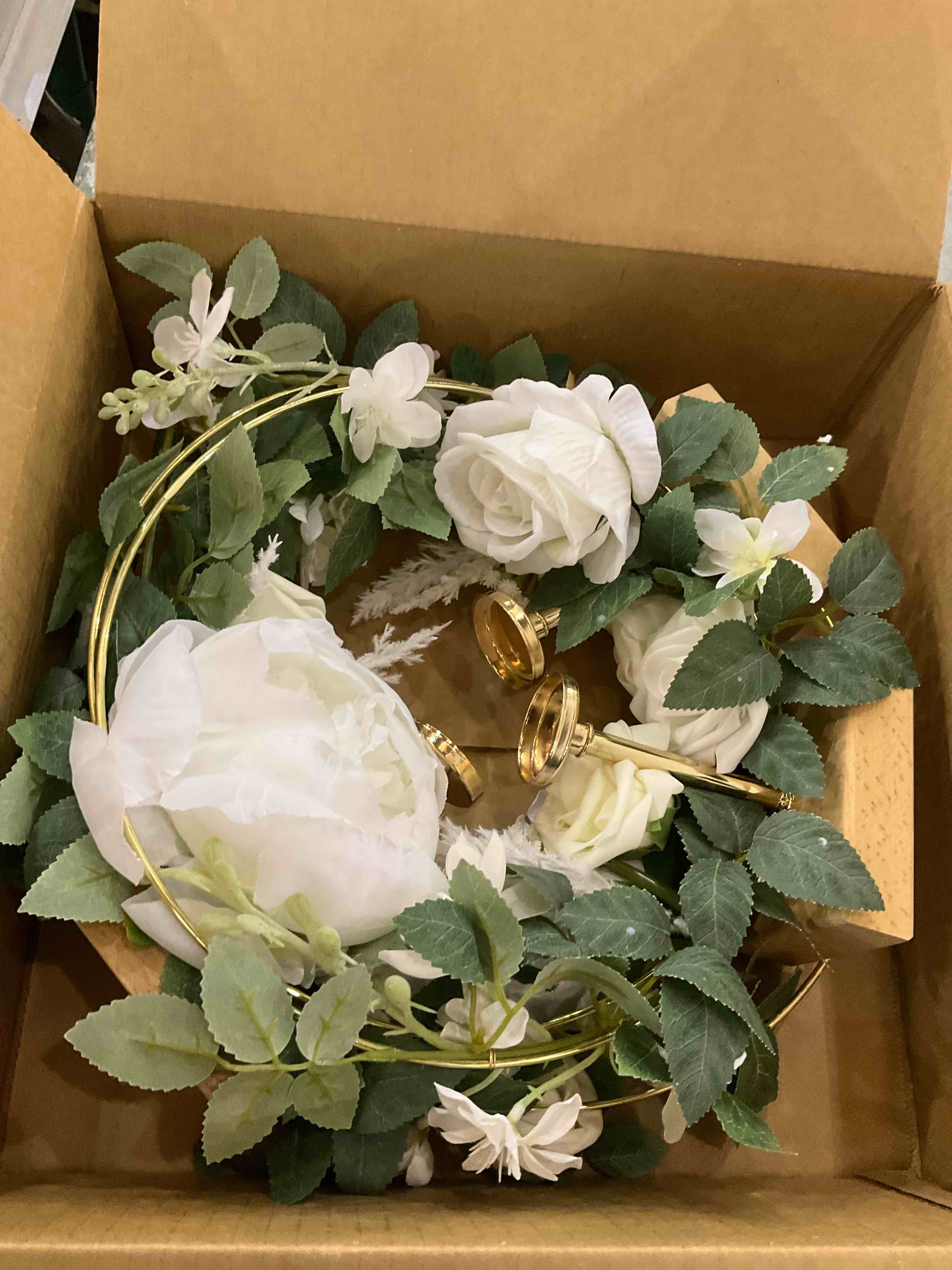 https://s3.amazonaws.com/lotting-images-prod/BargainHunt/EXS01174389_1715266156573.jpeg