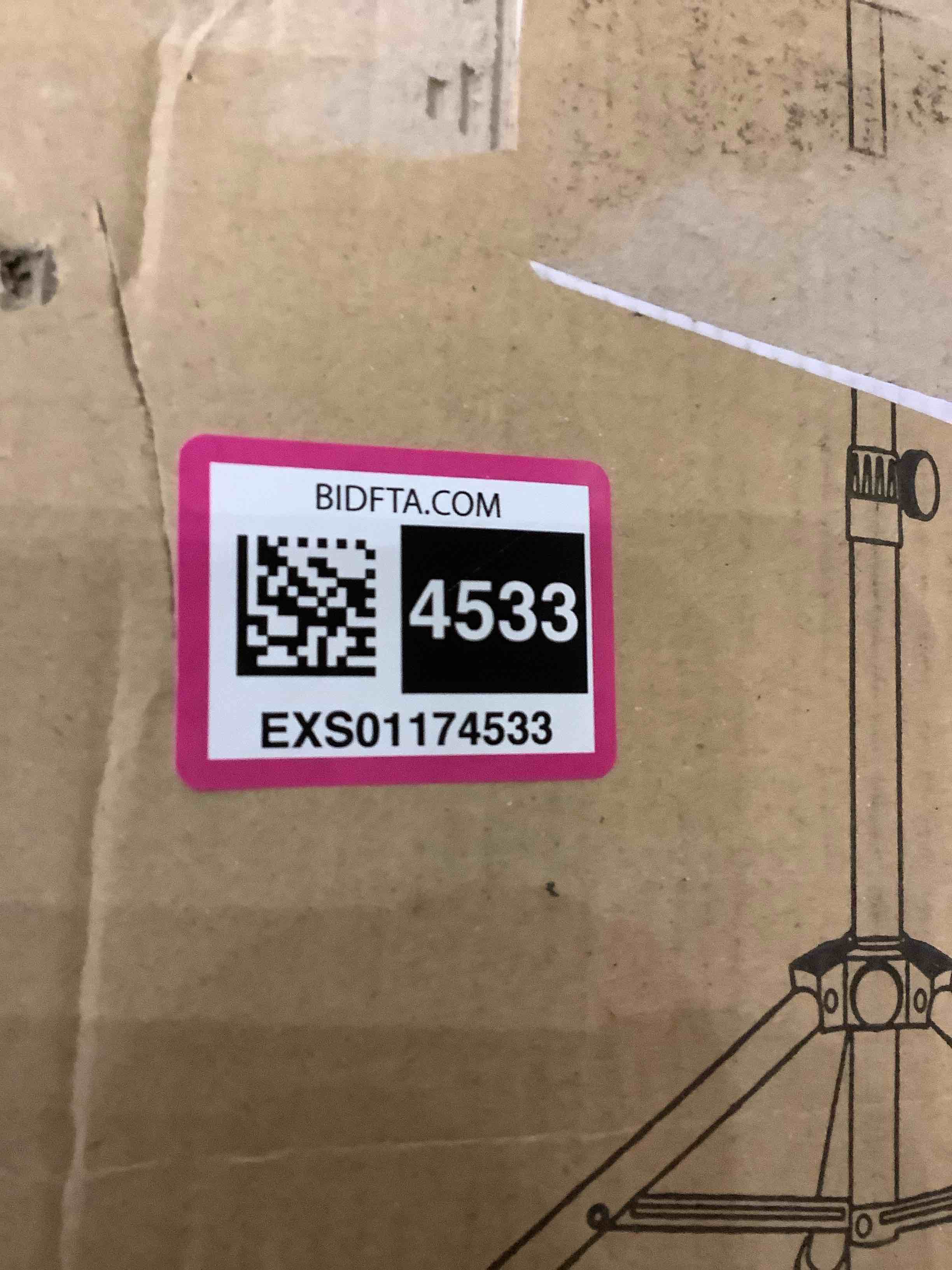 https://s3.amazonaws.com/lotting-images-prod/BargainHunt/EXS01174533_1707924097735.jpeg